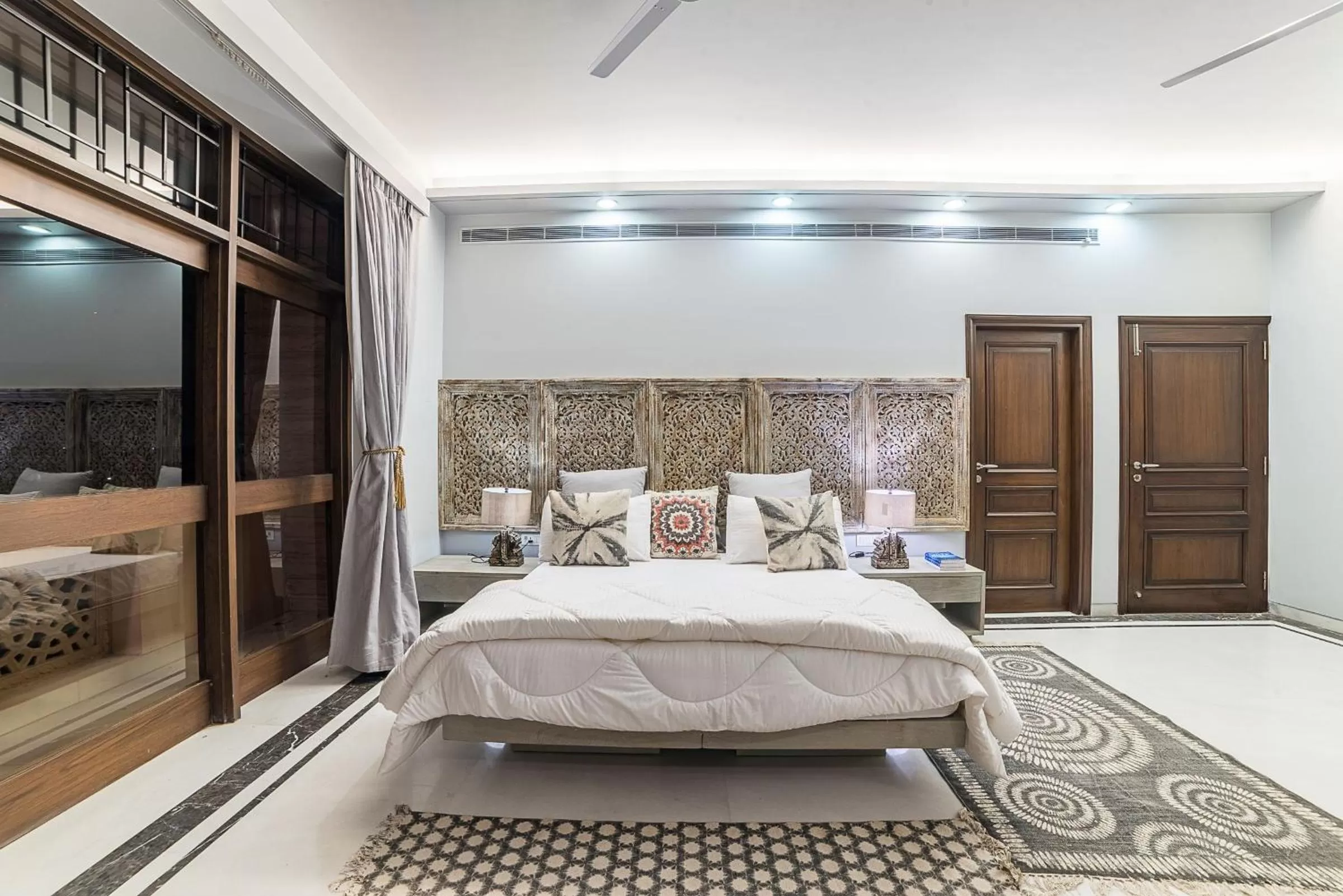 Photo of the whole room, Bed in The Almond Tree