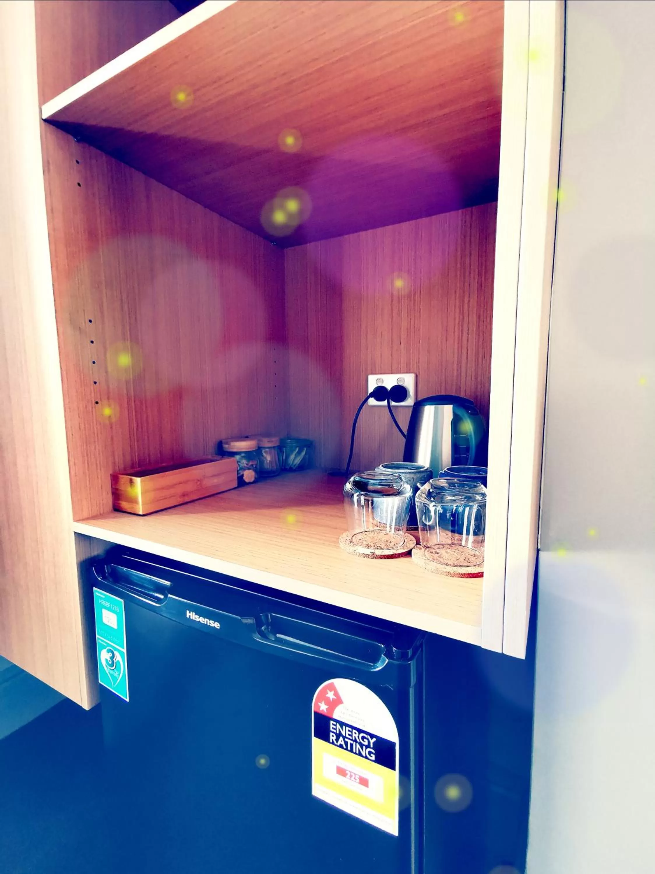Coffee/tea facilities in Refresh109 on Cameron