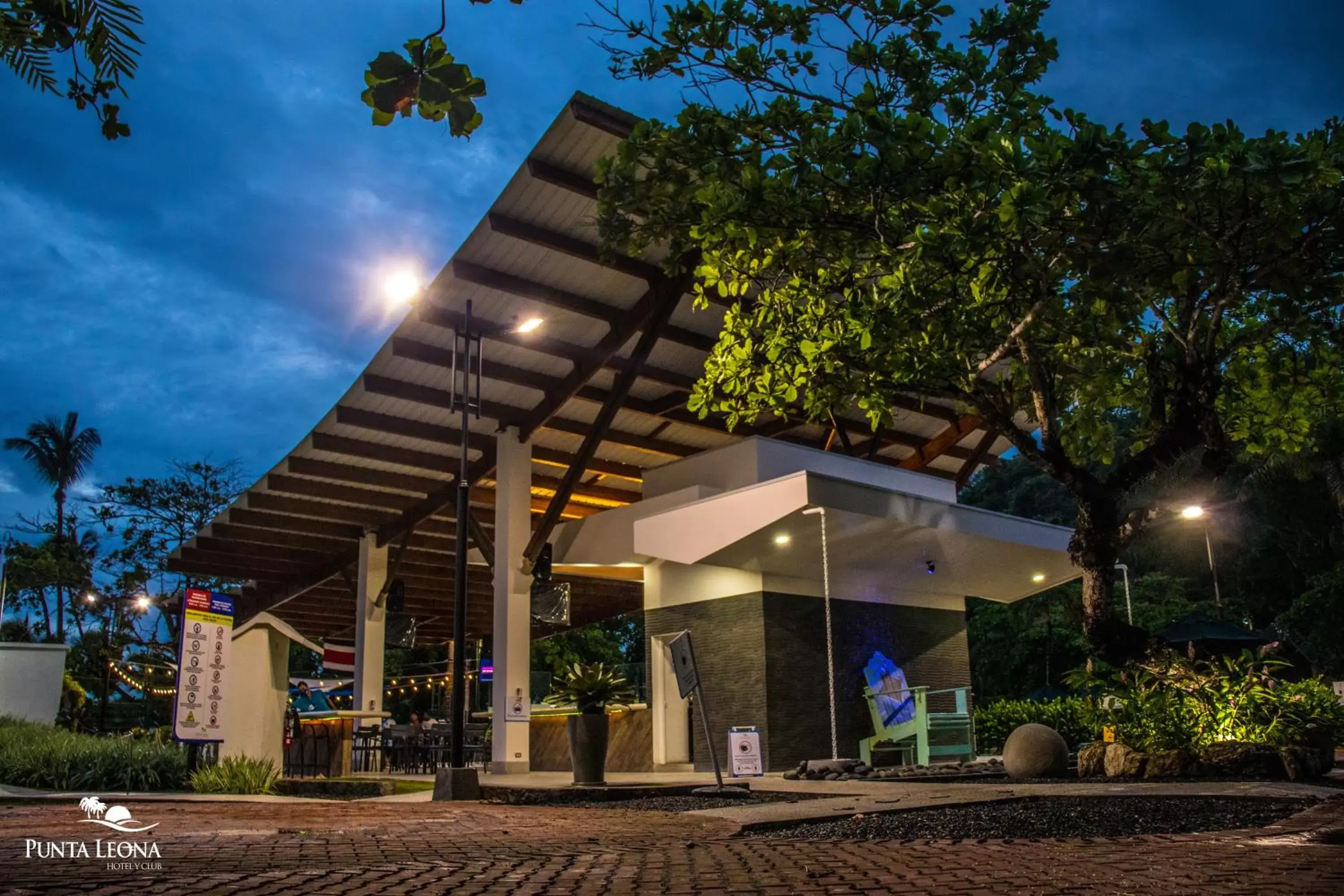 Lobby or reception, Property Building in Hotel Punta Leona