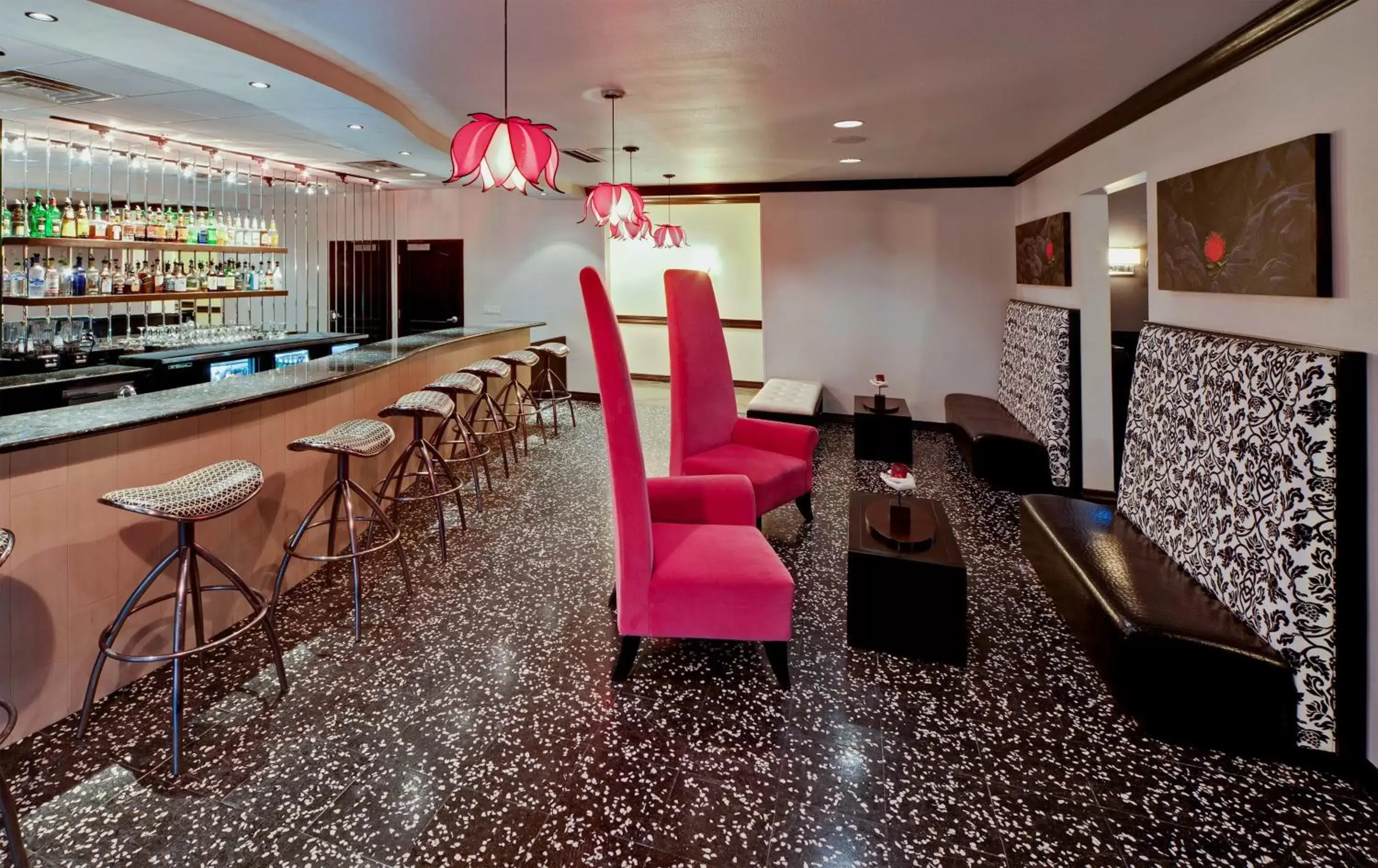 Lounge or bar, Lounge/Bar in Hawthorn Suites by Wyndham Lubbock