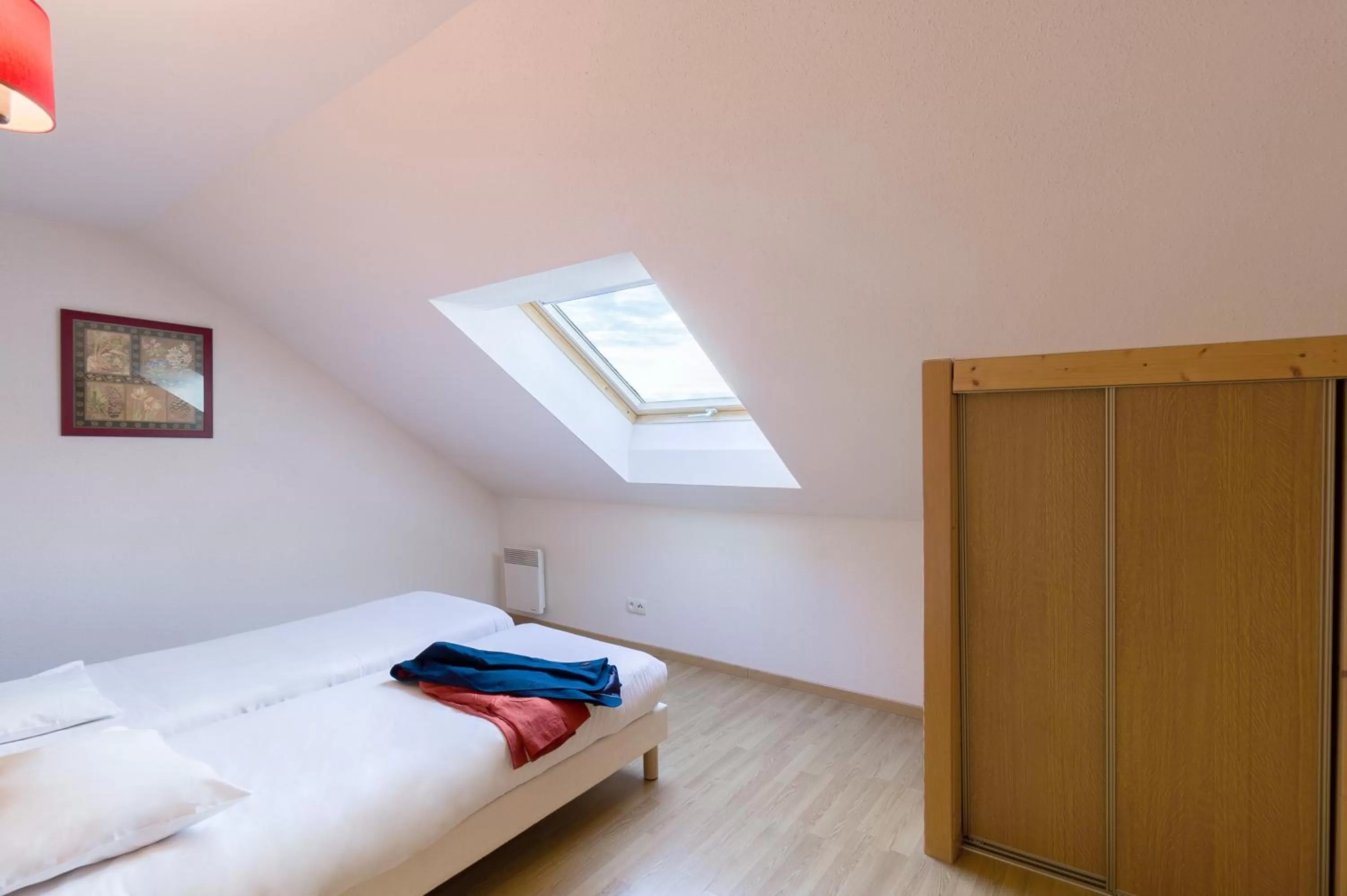 Bedroom, Bed in Garden & City Evian - Lugrin