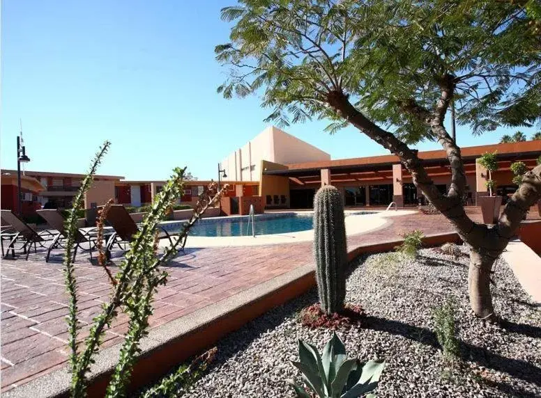 Day, Swimming Pool in Hotel Gandara