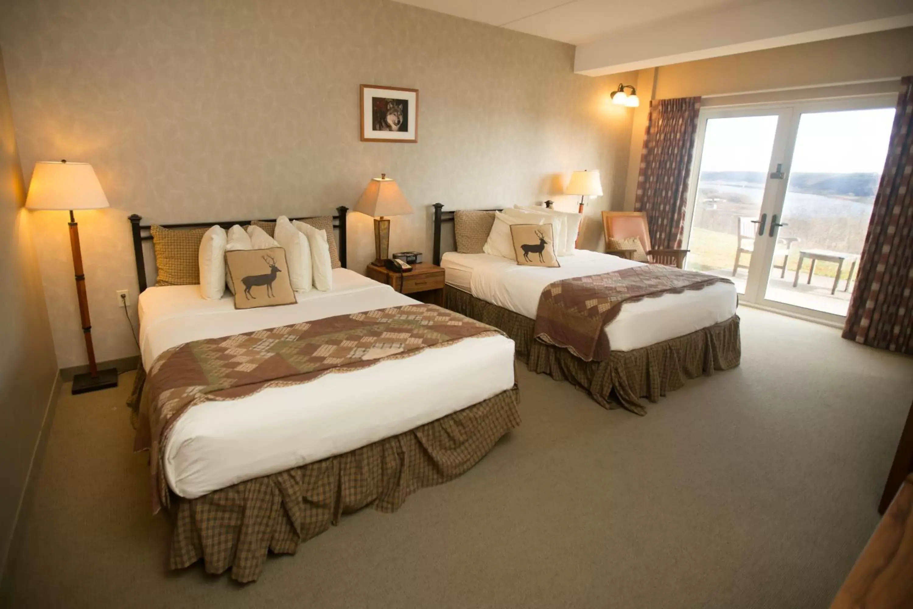 Quadruple Room with Terrace in Clifty Inn