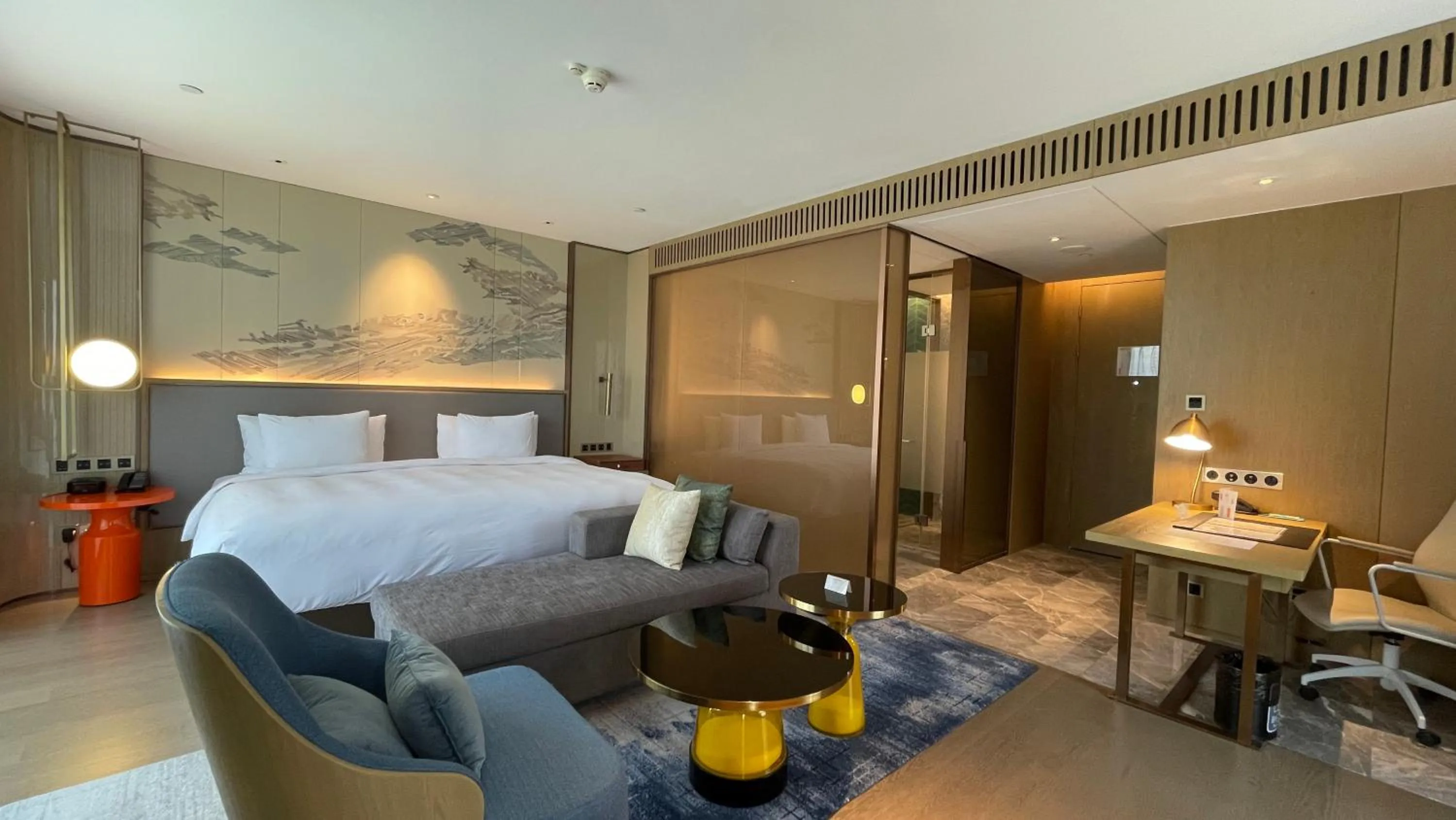 Photo of the whole room, Bed in Radisson Suzhou