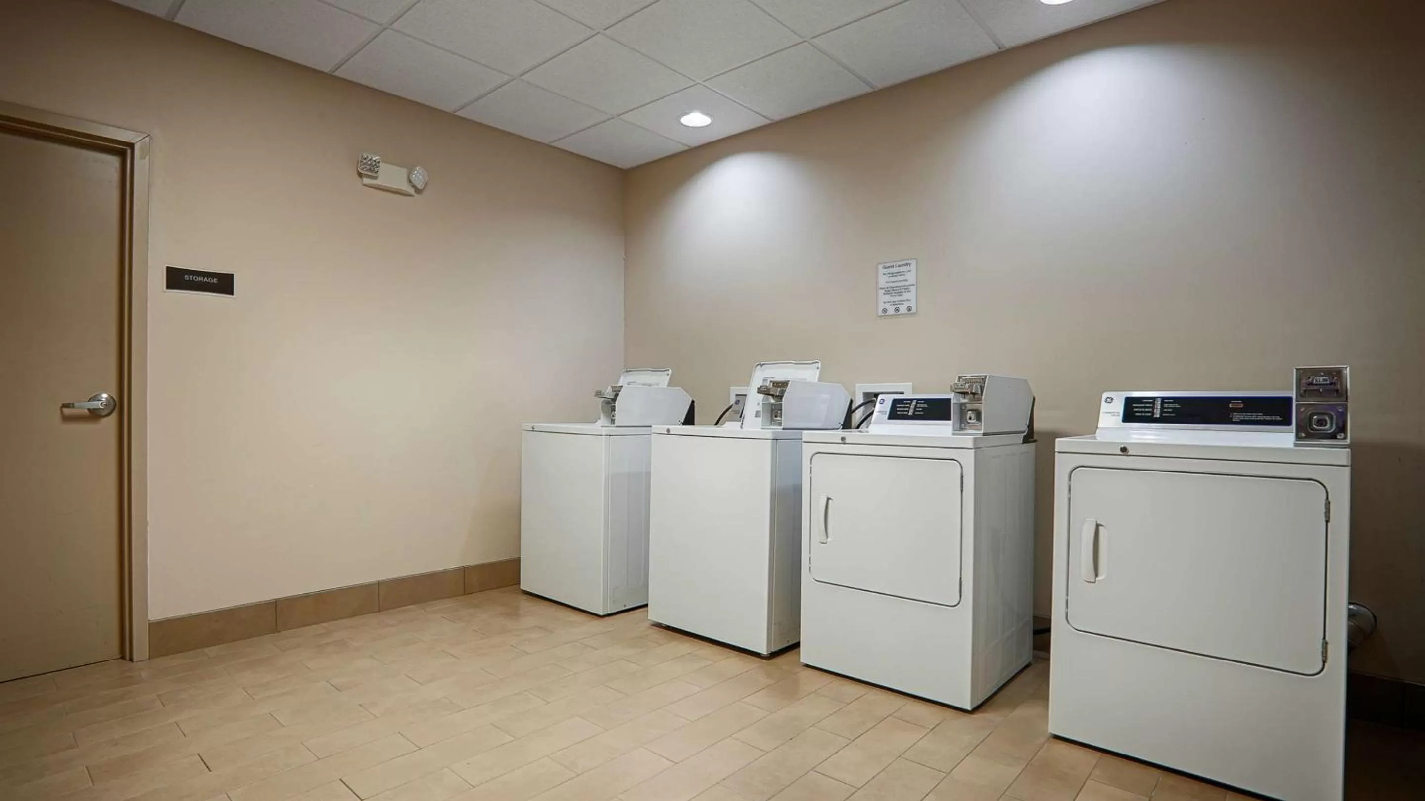 laundry in Best Western Plus Cushing Inn & Suites