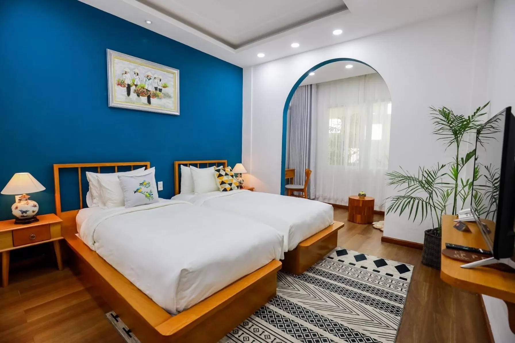 Photo of the whole room, Bed in Chez Mimosa Local