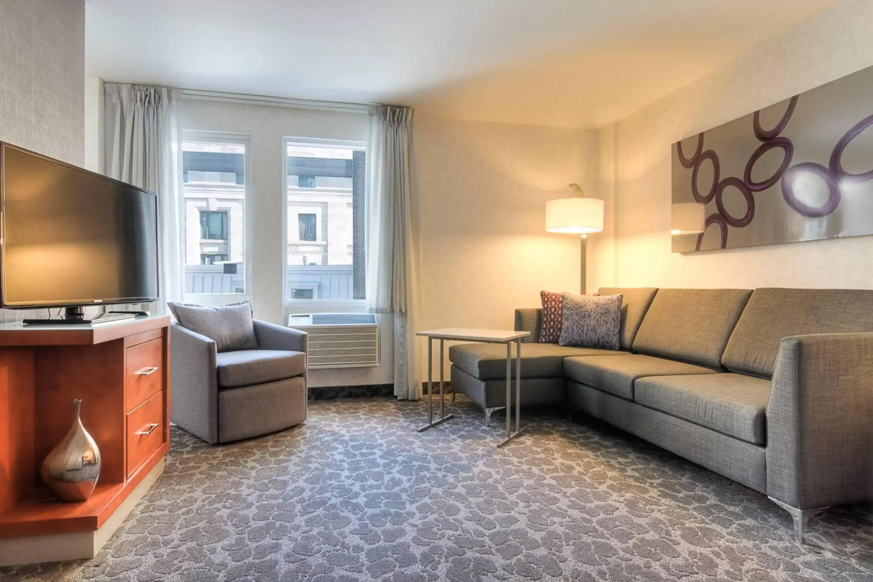 Living room, Seating Area in SpringHill Suites by Marriott Old Montreal