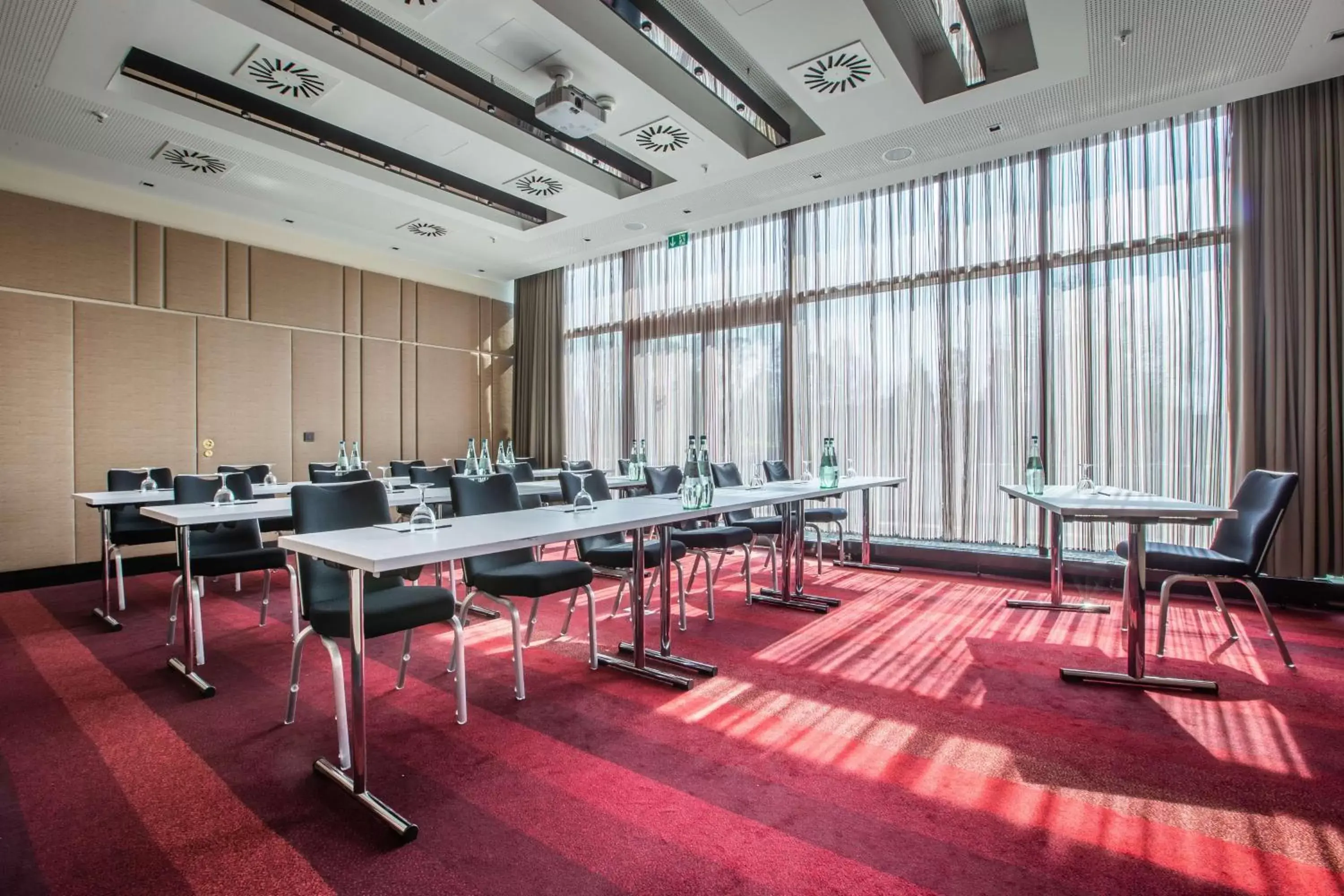 Business facilities in Radisson Blu Hotel, Hamburg