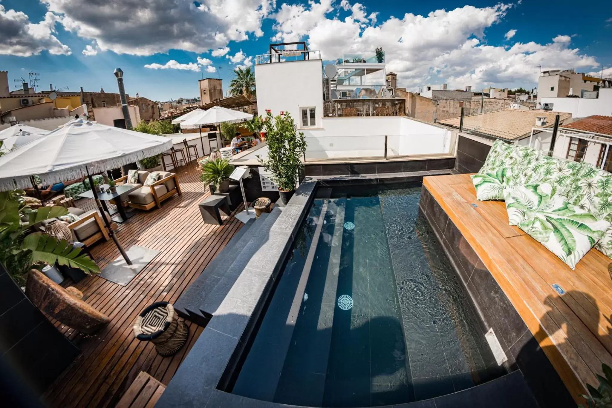 Balcony/Terrace, Swimming Pool in Purohotel Palma