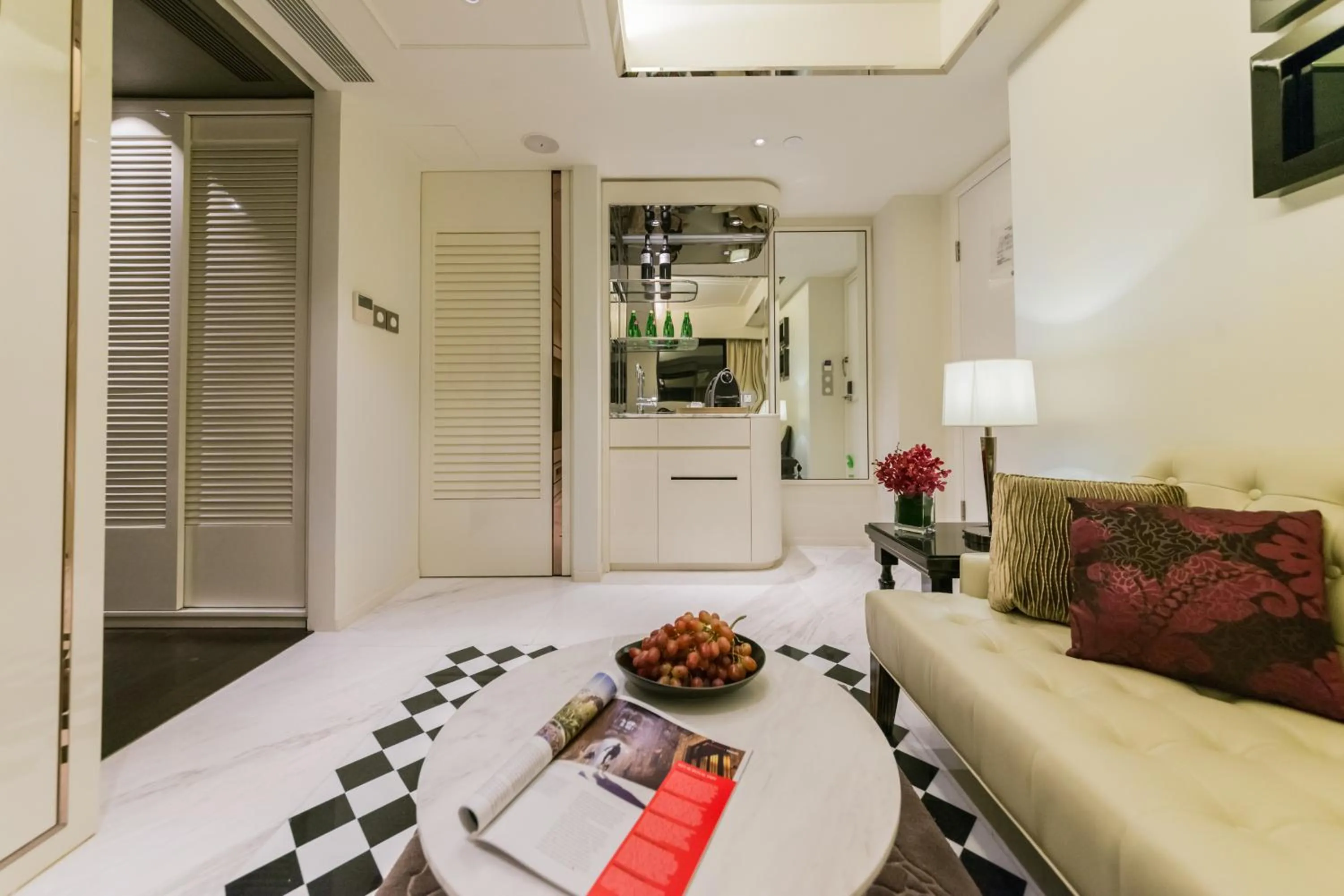 Bed in Hotel Pravo Hong Kong