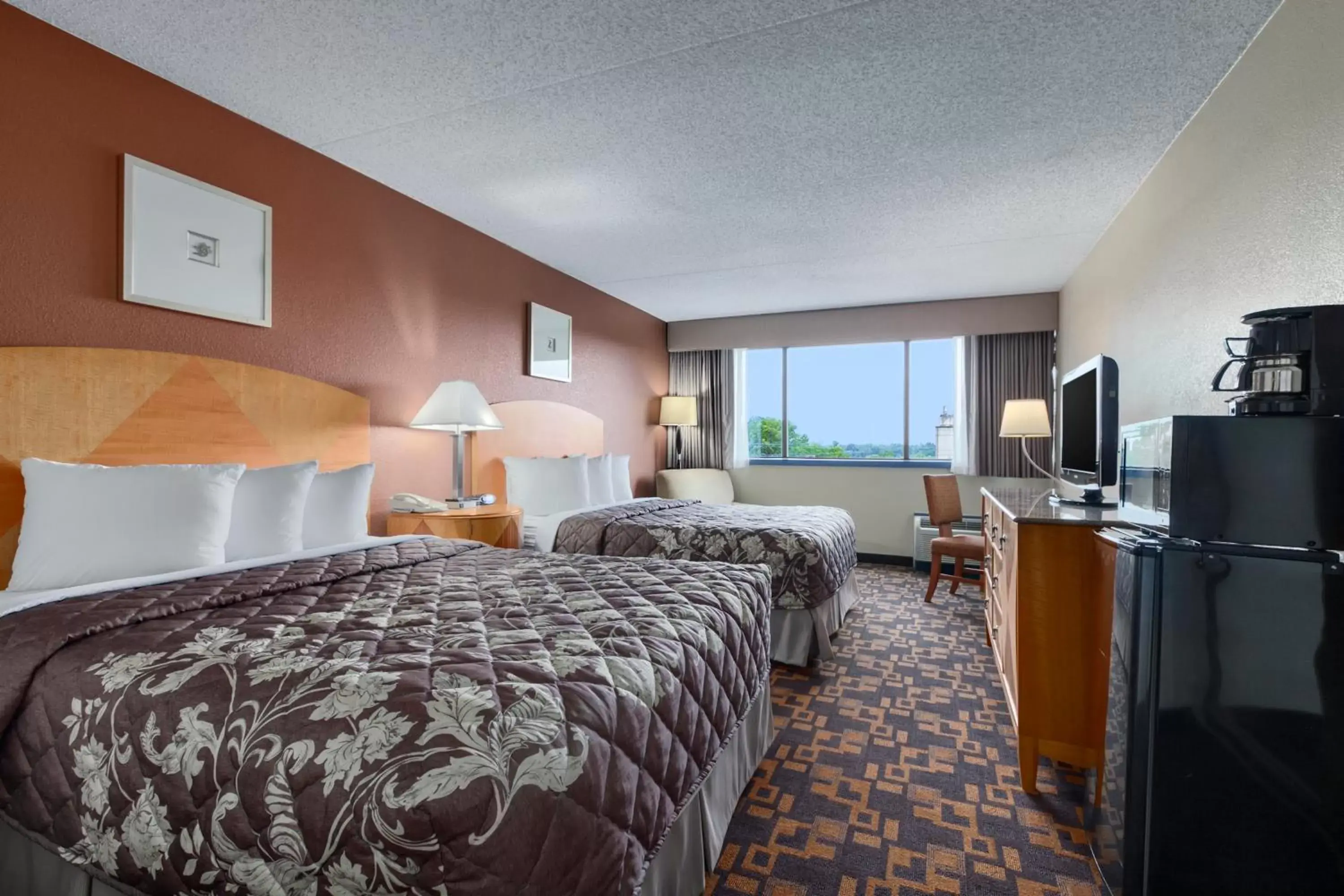 Bedroom, Bed in Days Inn by Wyndham Gettysburg Bedroom, Bed in Days Inn by Wyndham Gettysburg