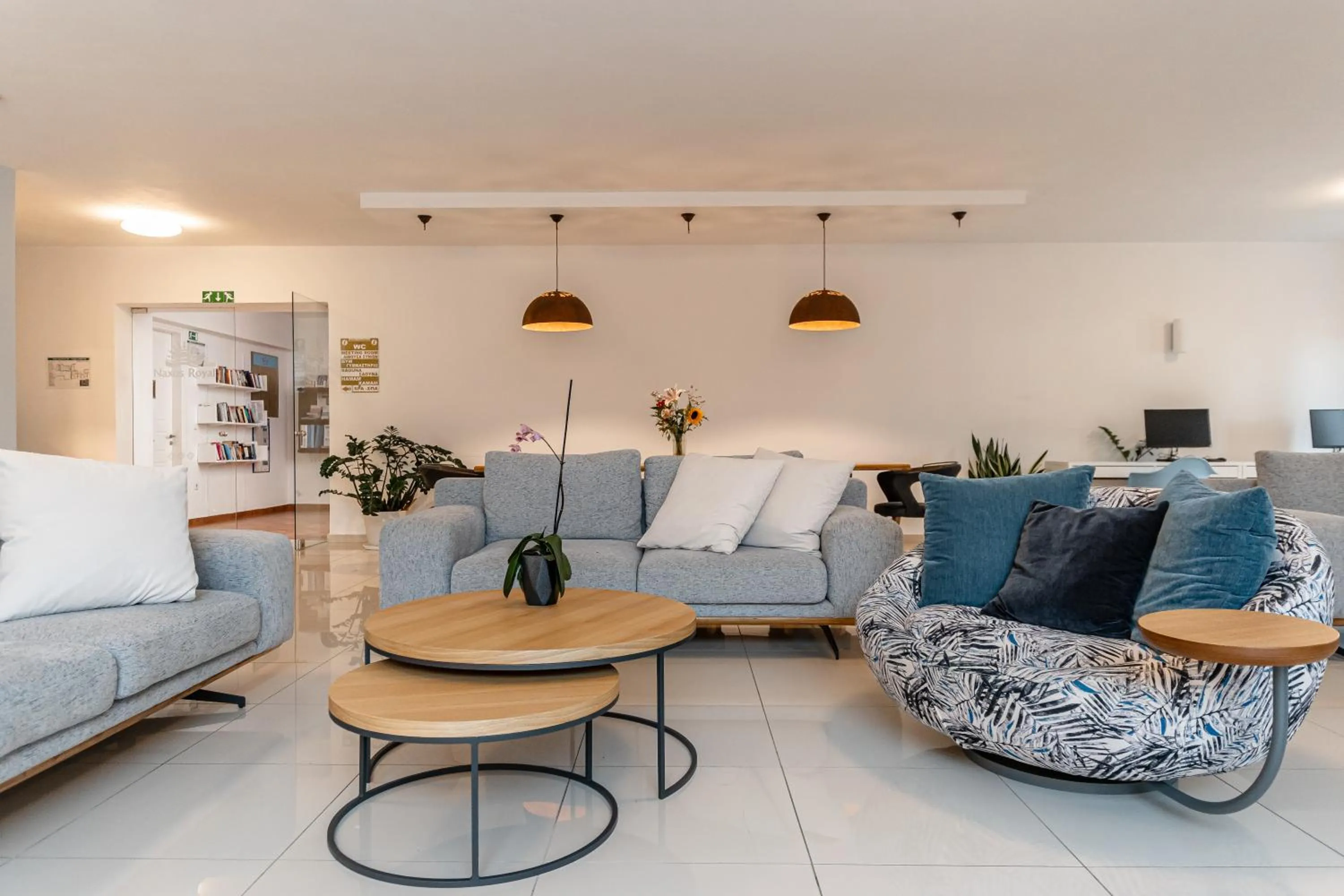 Living room in Naxos Resort Beach Hotel