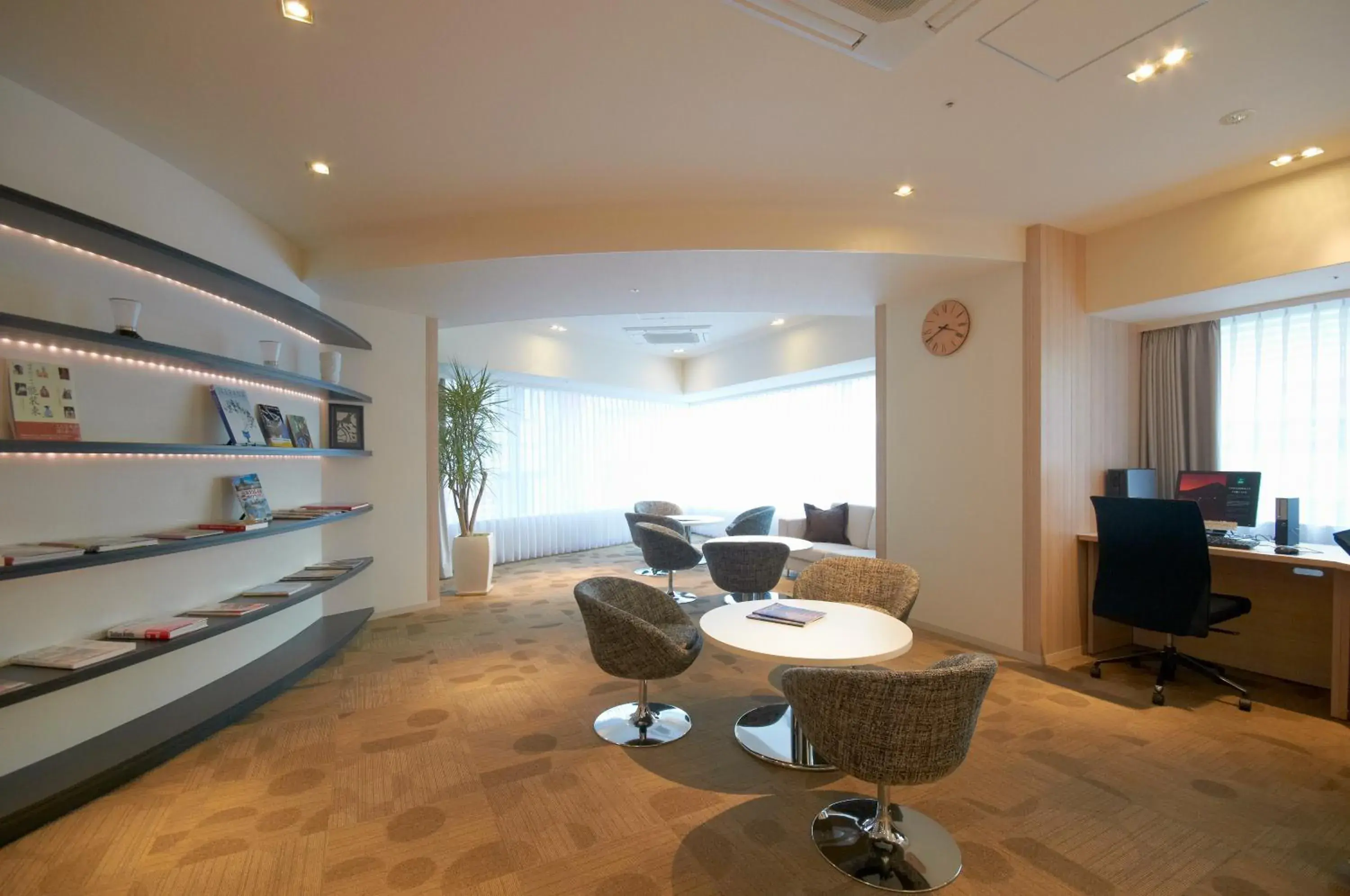 Library, Seating Area in Fraser Residence Nankai Osaka