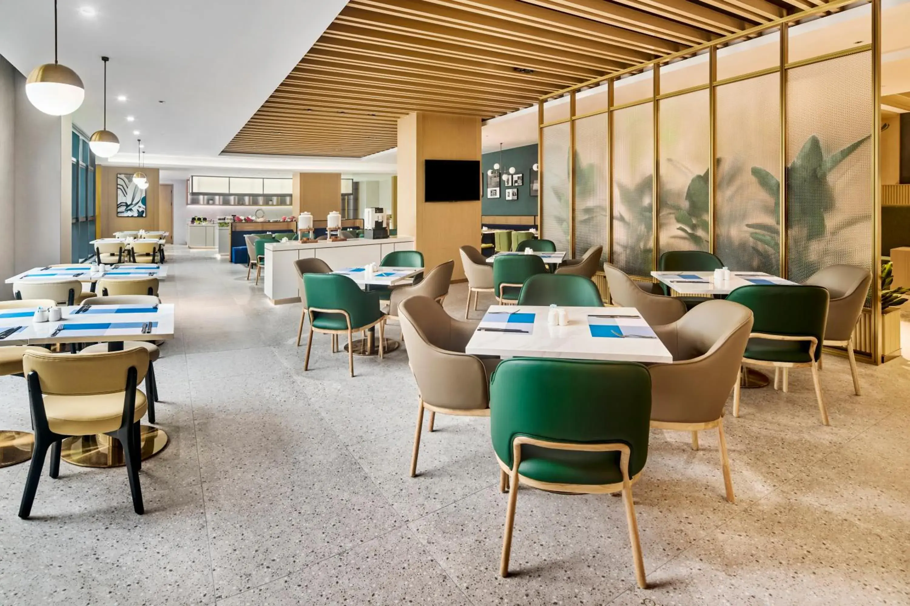 Restaurant/places to eat in Hilton Garden Inn Zhuhai Jinan University Restaurant/places to eat in Hilton Garden Inn Zhuhai Jinan University