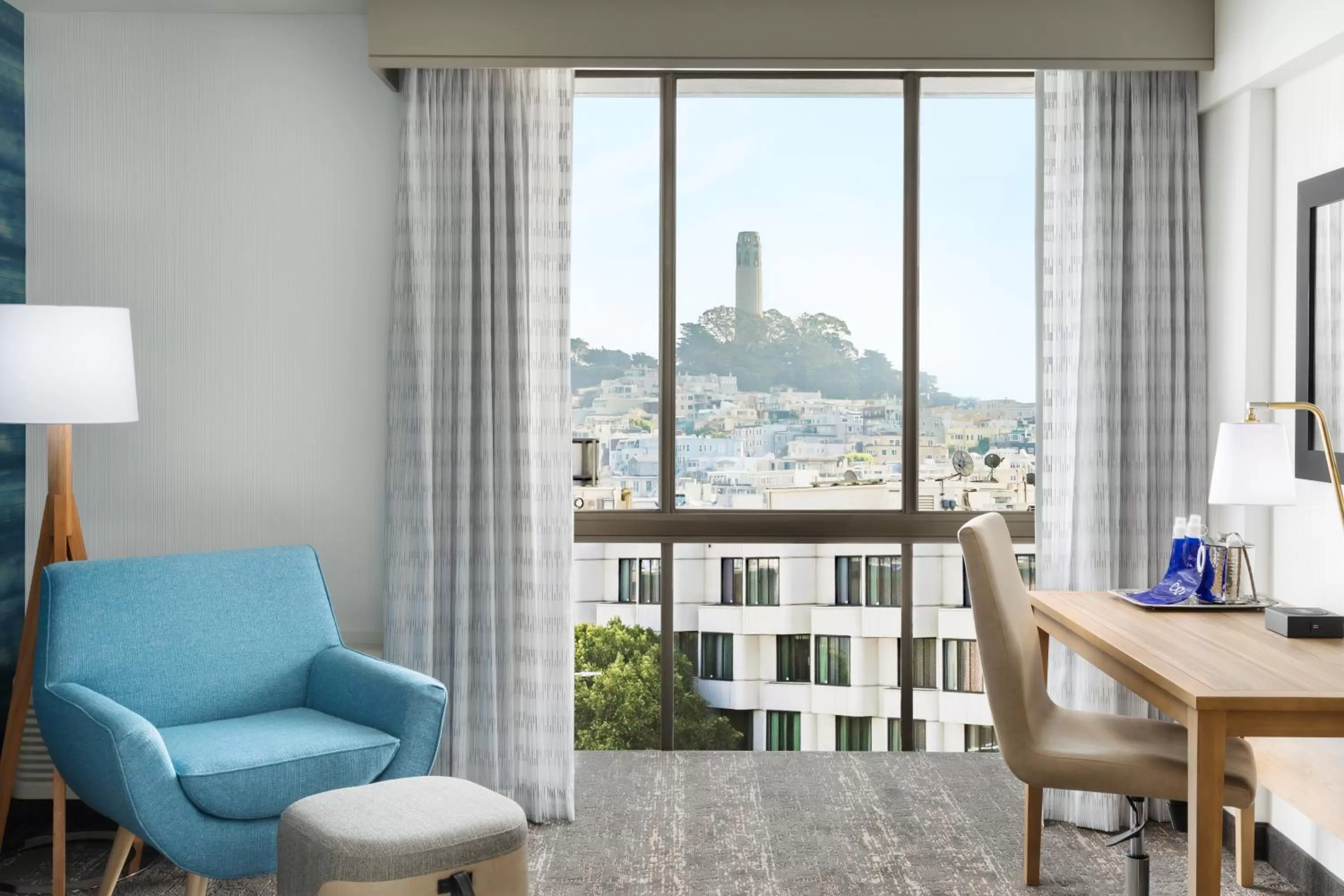 Seating area in Hotel Caza