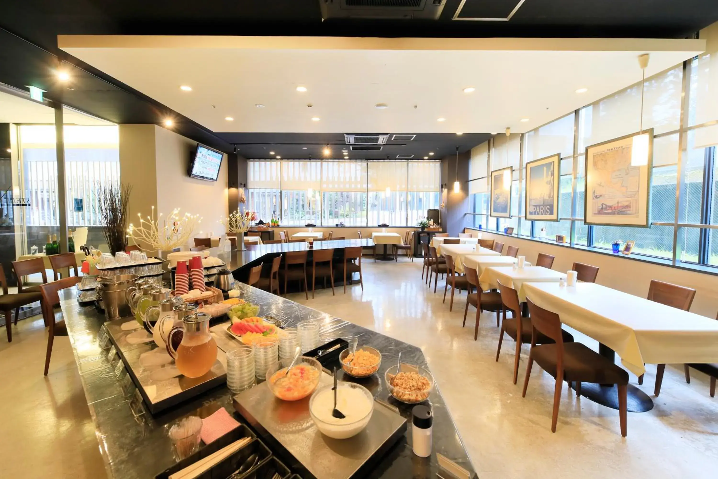 Restaurant/Places to Eat in Richmond Hotel Narita