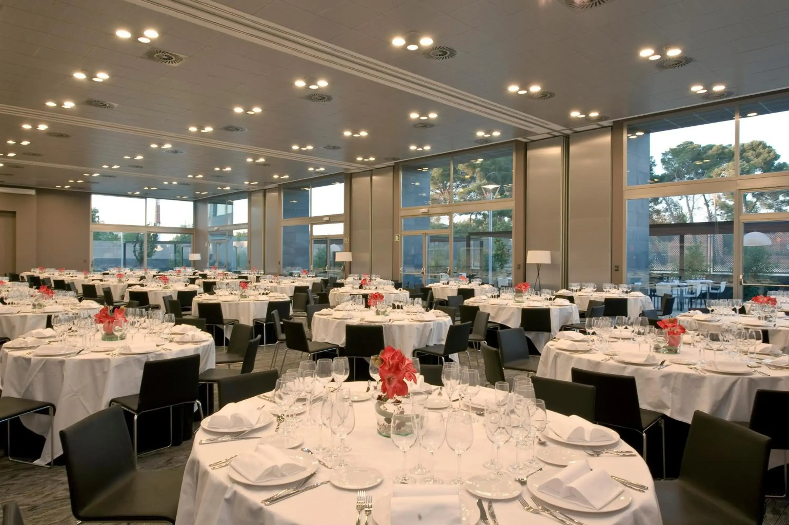 Banquet/Function facilities, Restaurant/Places to Eat in PCM Forum Alcalá