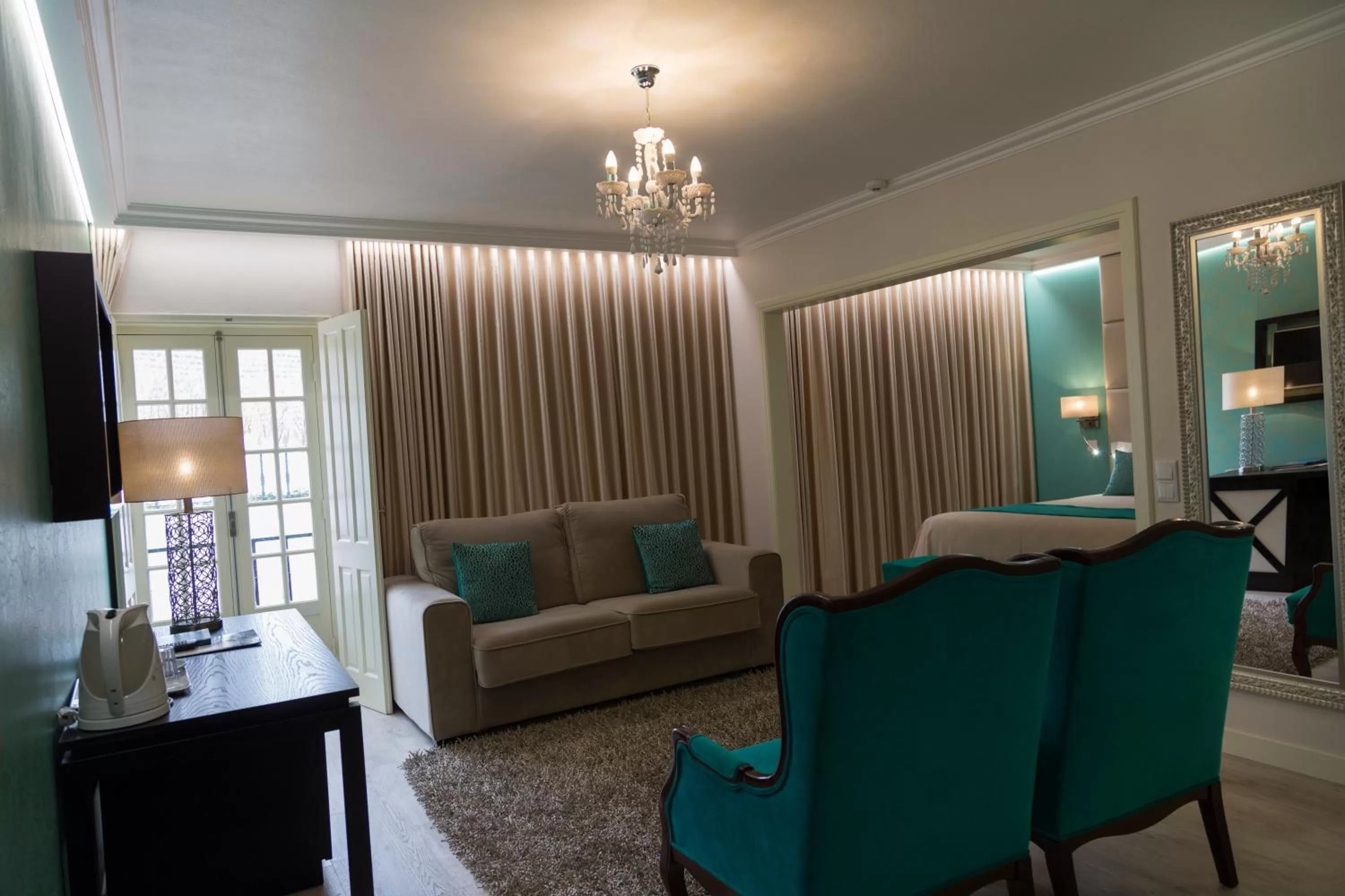 Bed in Josefa D`Obidos Hotel