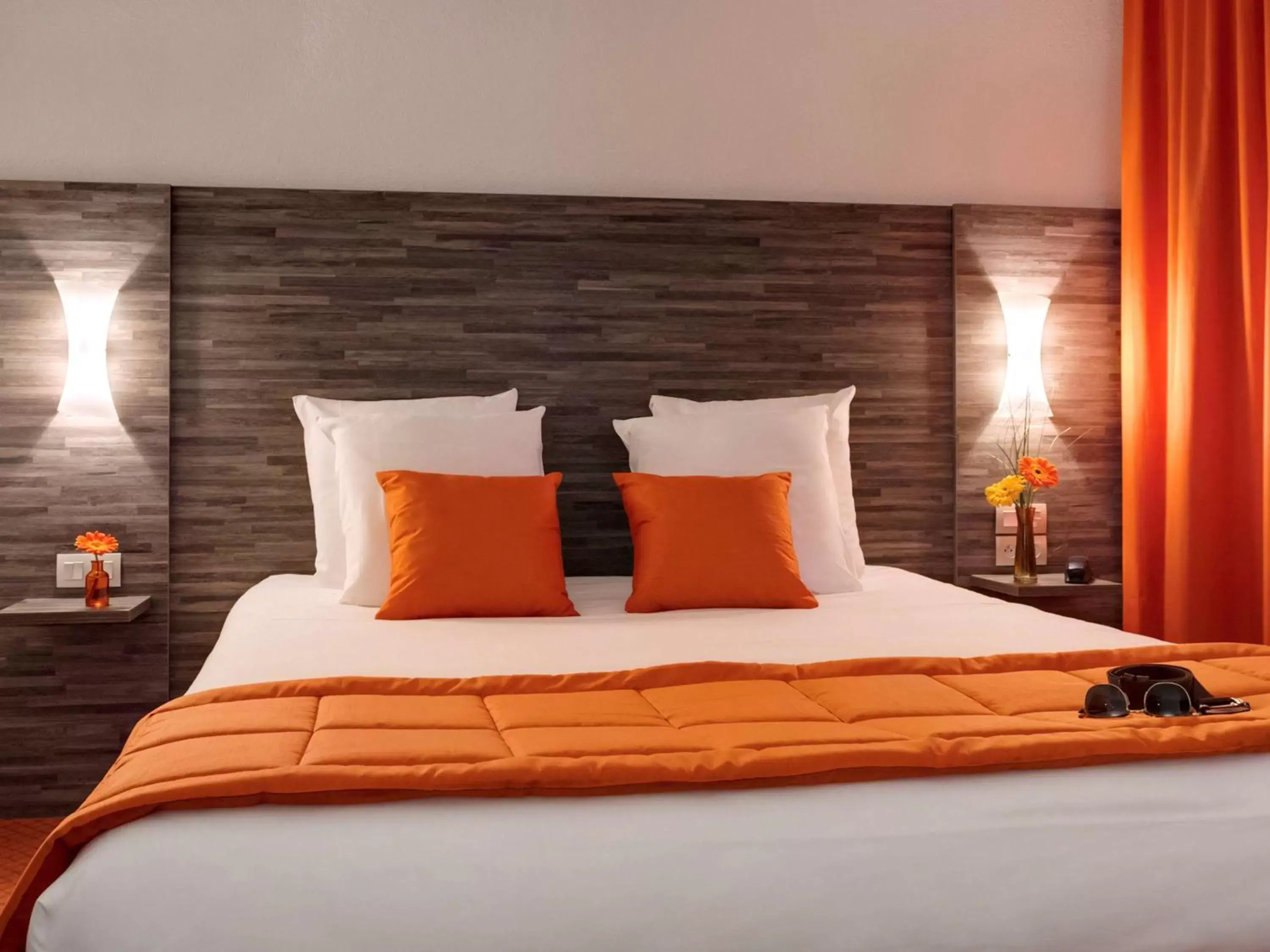 Property building, Bed in ibis Styles Rennes Centre Gare Nord