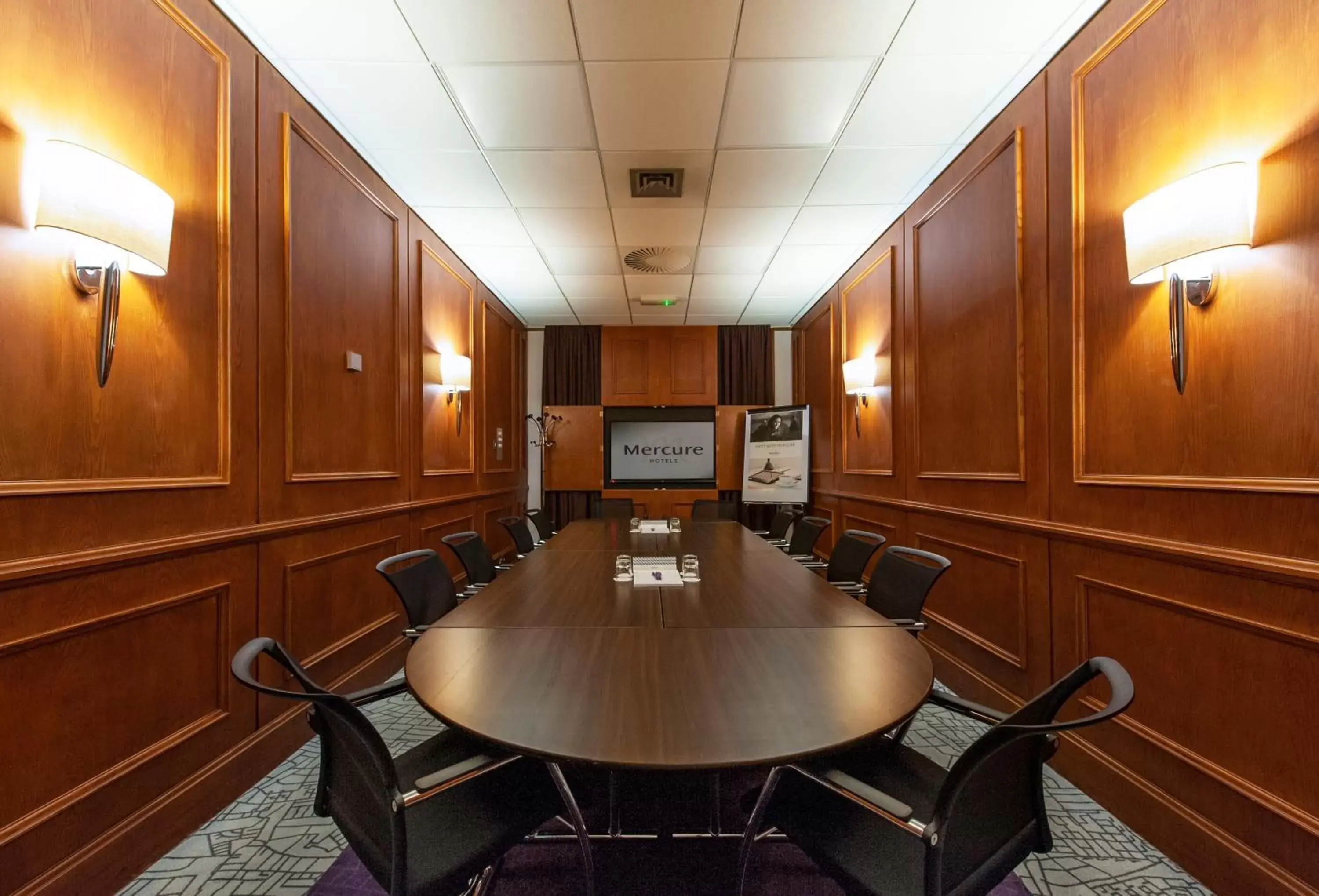 Business facilities in Mercure Telford Centre Hotel