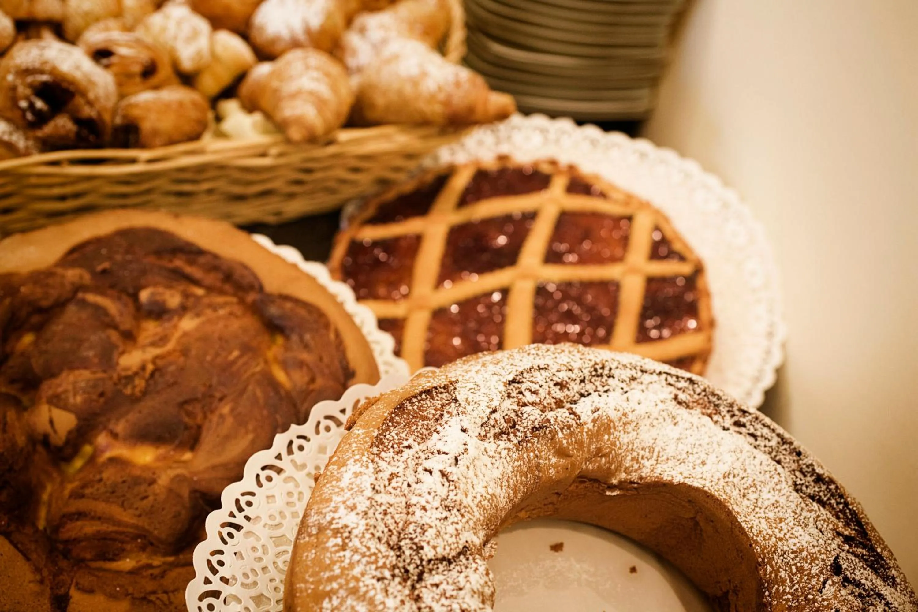 Food and drinks in Hotel Montebello