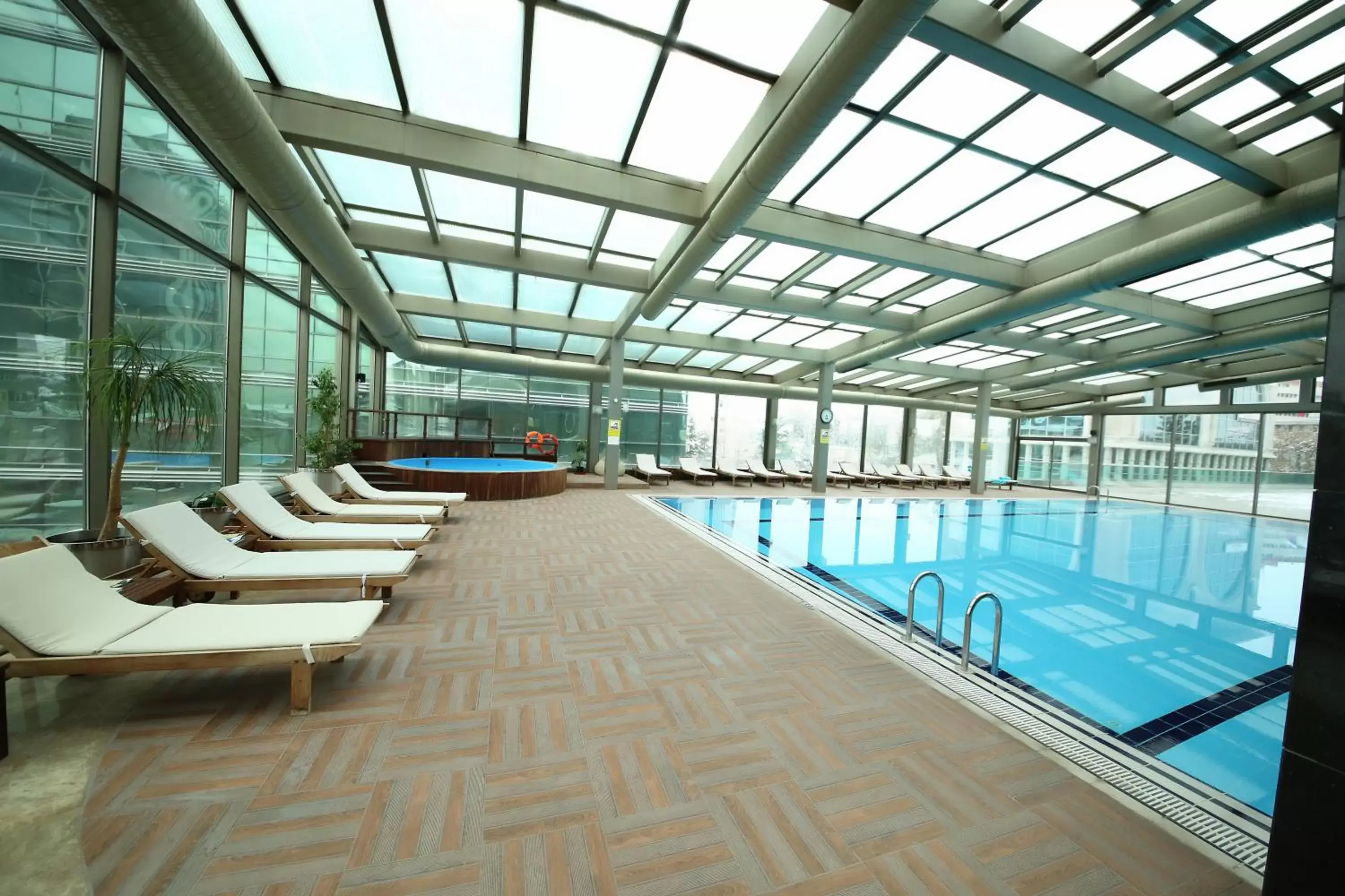 Swimming Pool in Grand Ankara Hotel Convention Center