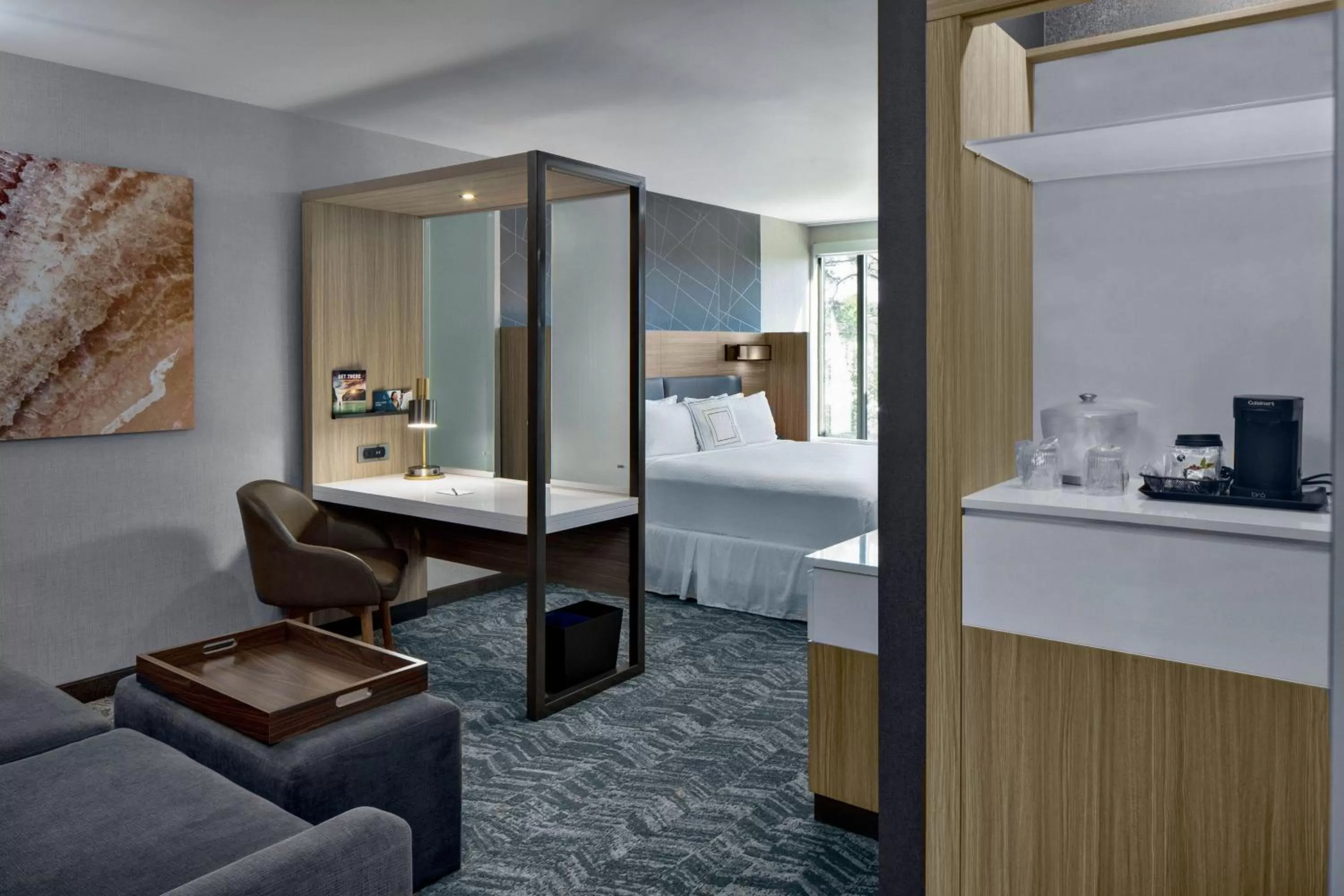 Bedroom, Bed in SpringHill Suites Hilton Head Island