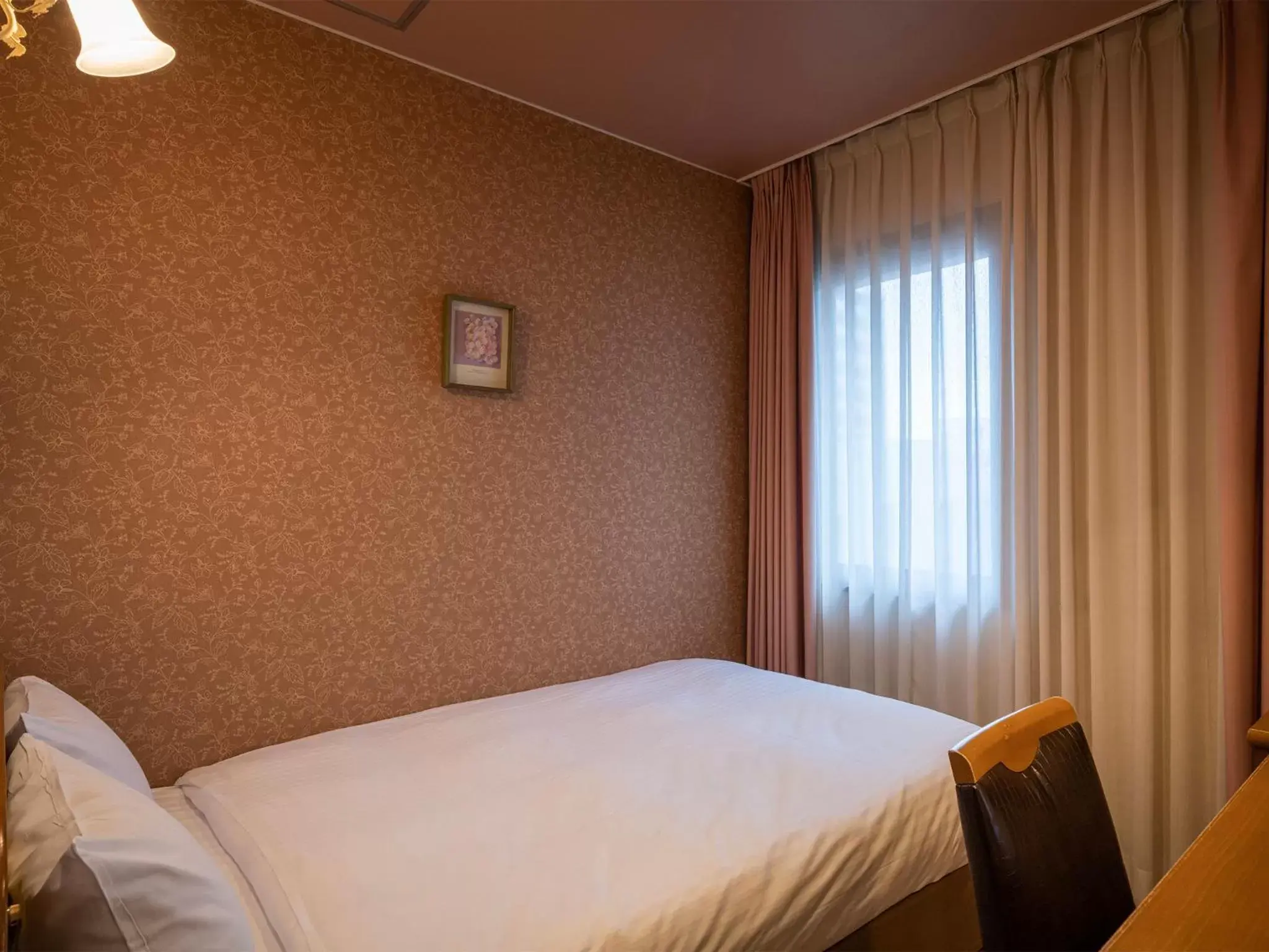 Photo of the whole room, Bed in Hotel Eclair Hakata