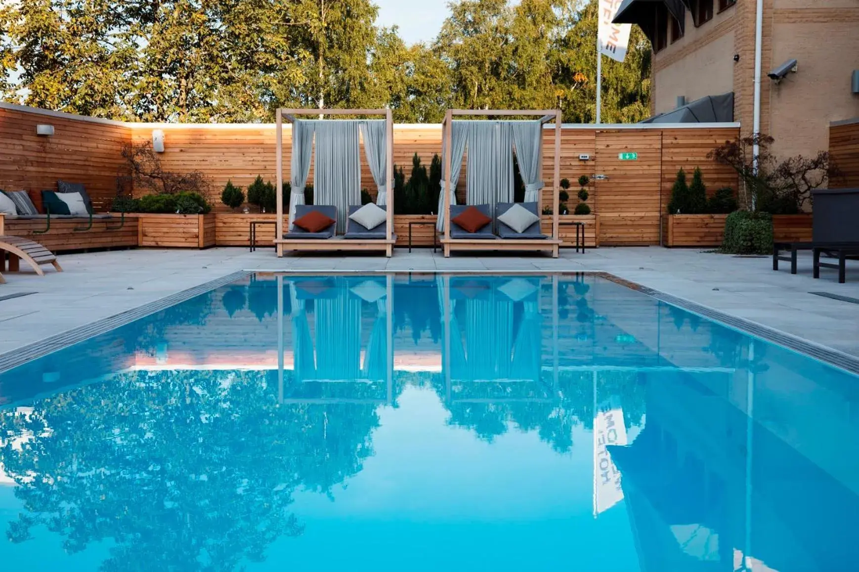 Spring, Swimming Pool in Welcome Hotel Barkarby