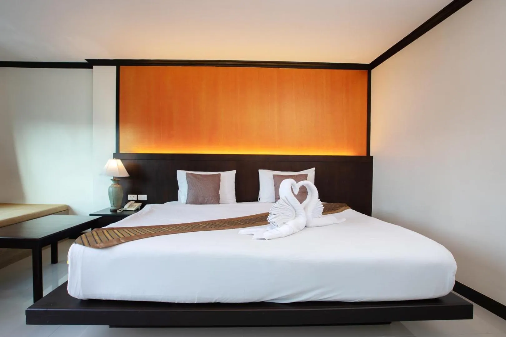 Bed in Orchid Garden Hotel Patong