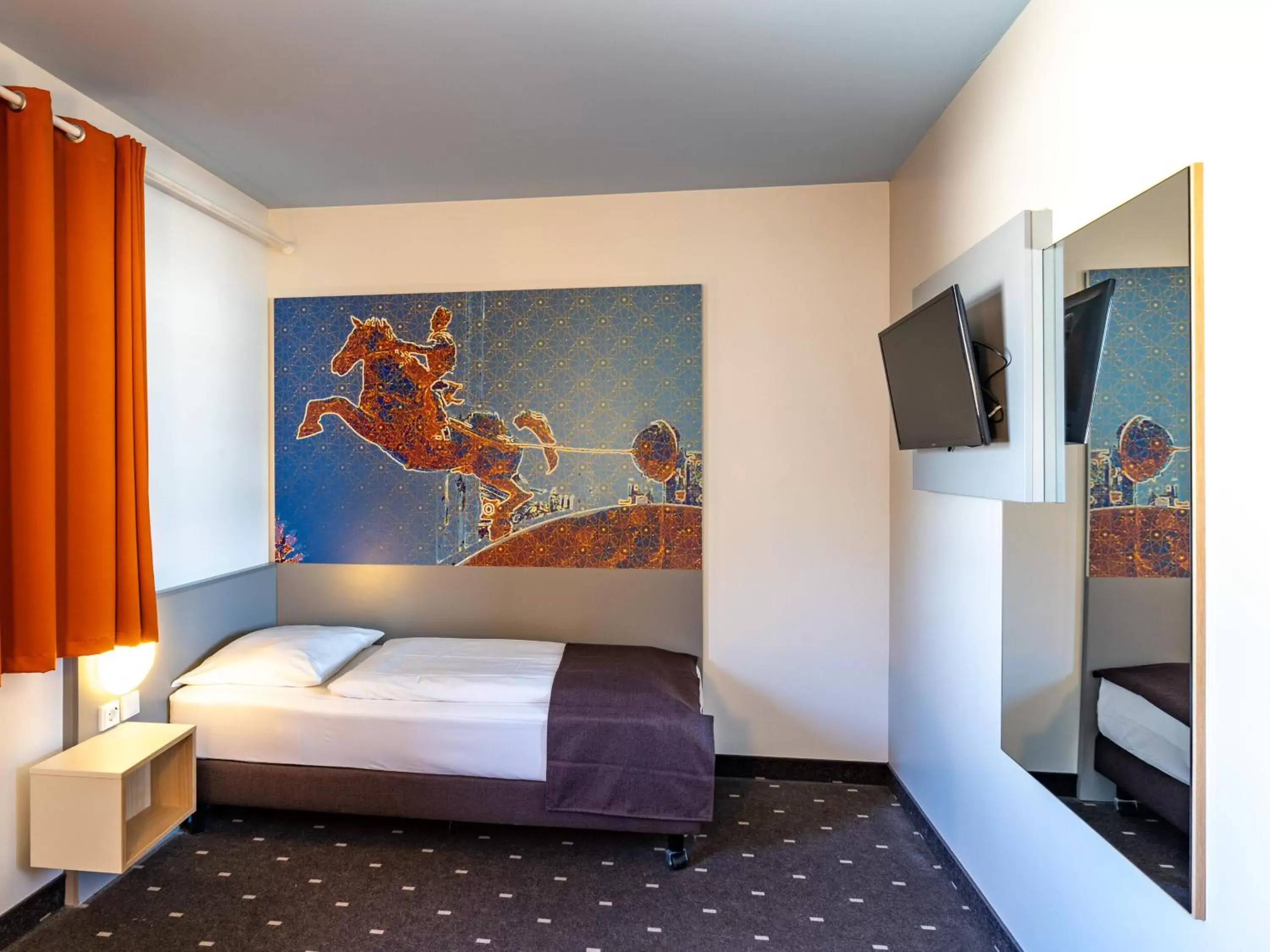 Photo of the whole room, Bed in B&B Hotel Magdeburg