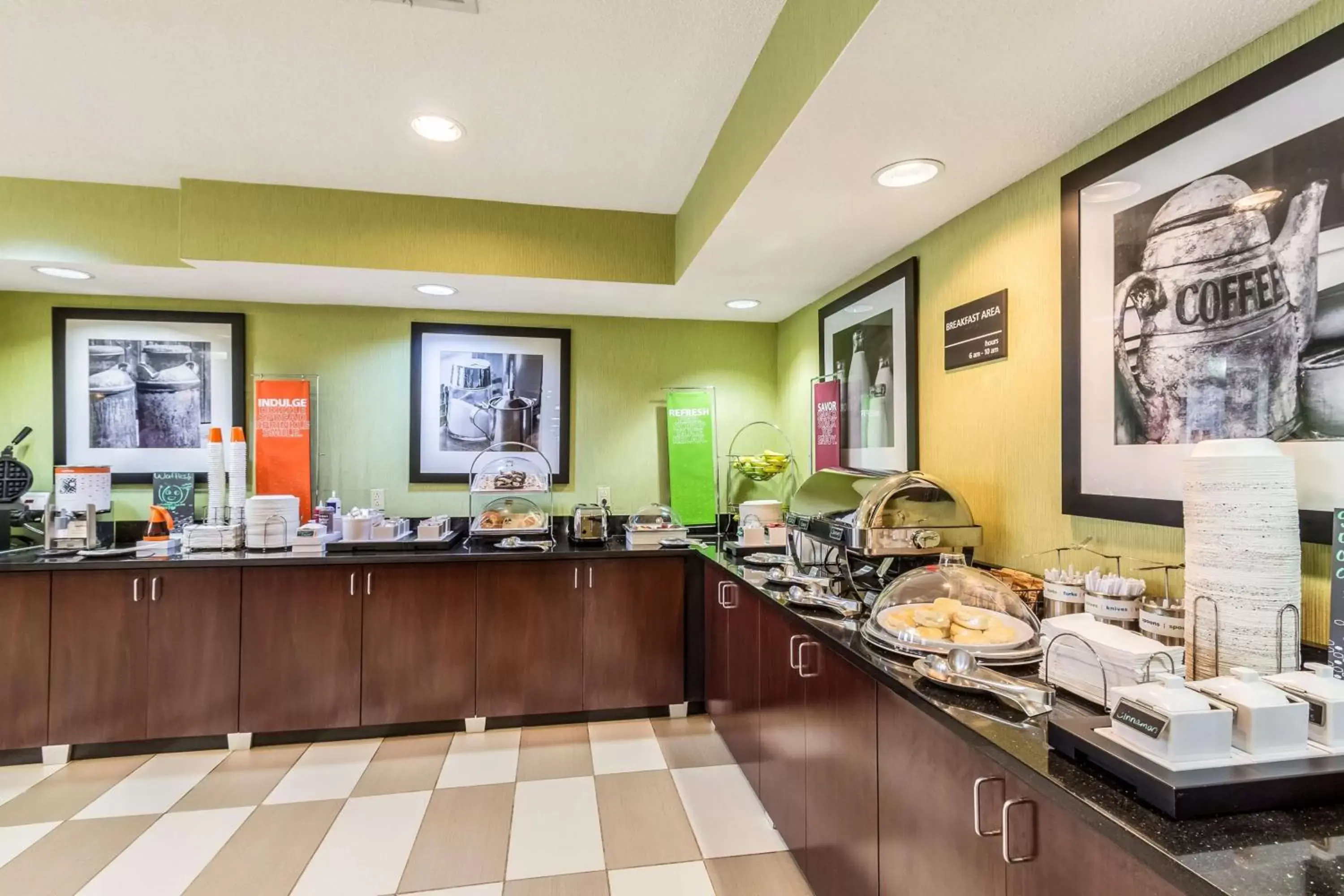 Dining area, Restaurant/Places to Eat in Hampton Inn Jackson Pearl Intrntl Airport