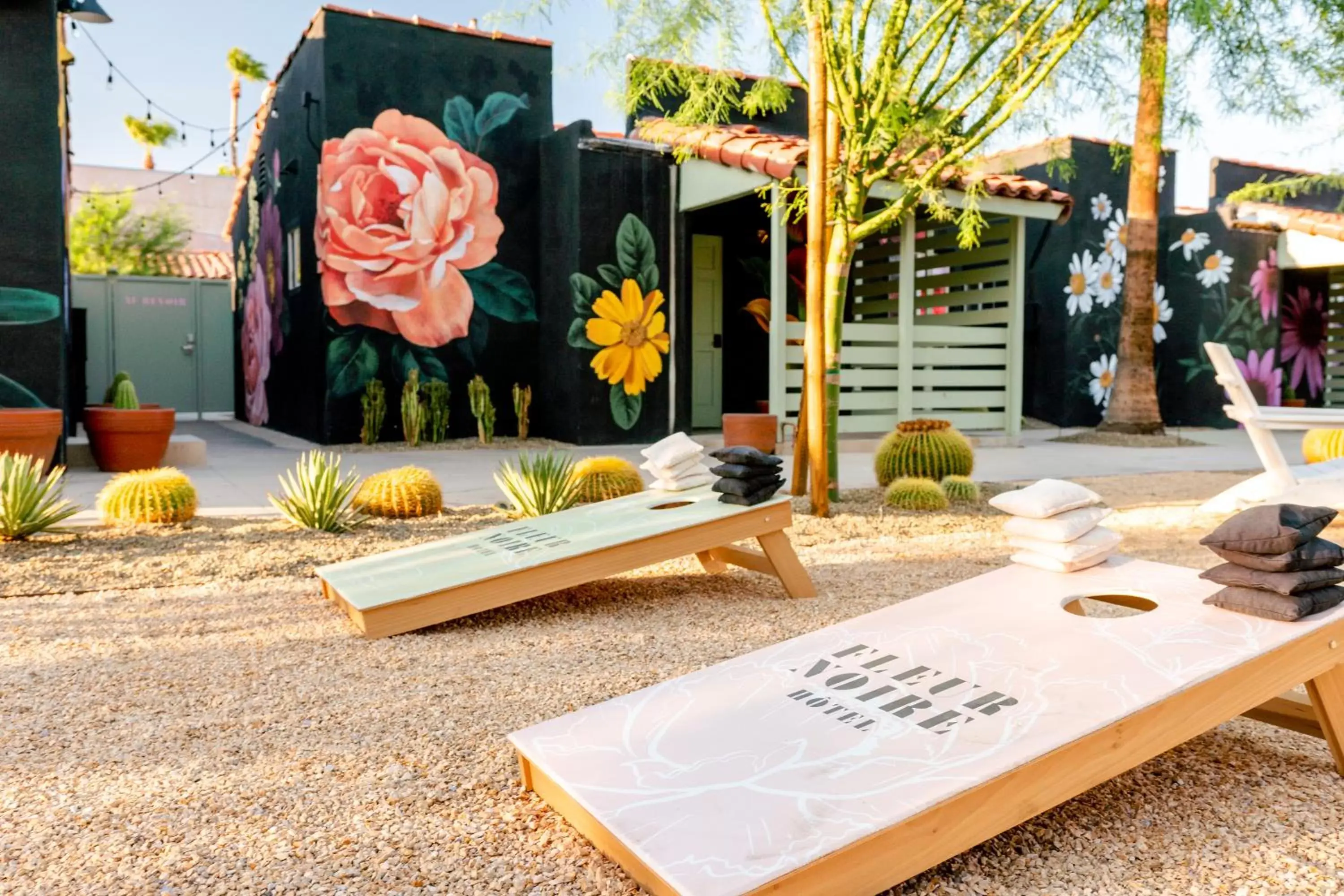 Property building in Fleur Noire Hotel Property building in Fleur Noire Hotel