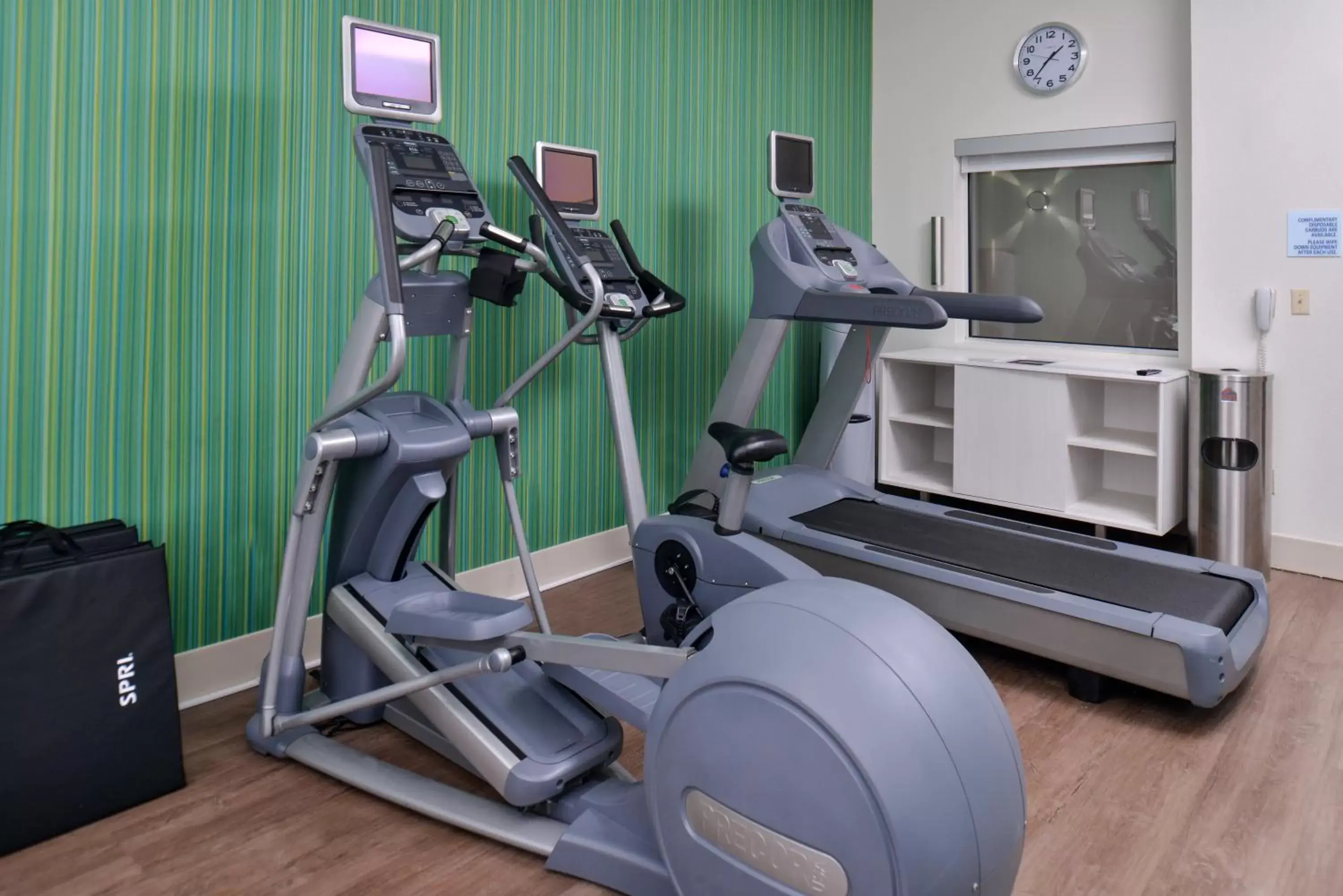 Fitness centre/facilities, Fitness Center/Facilities in Holiday Inn Express & Suites Corpus Christi-N Padre Island, an IHG Hotel