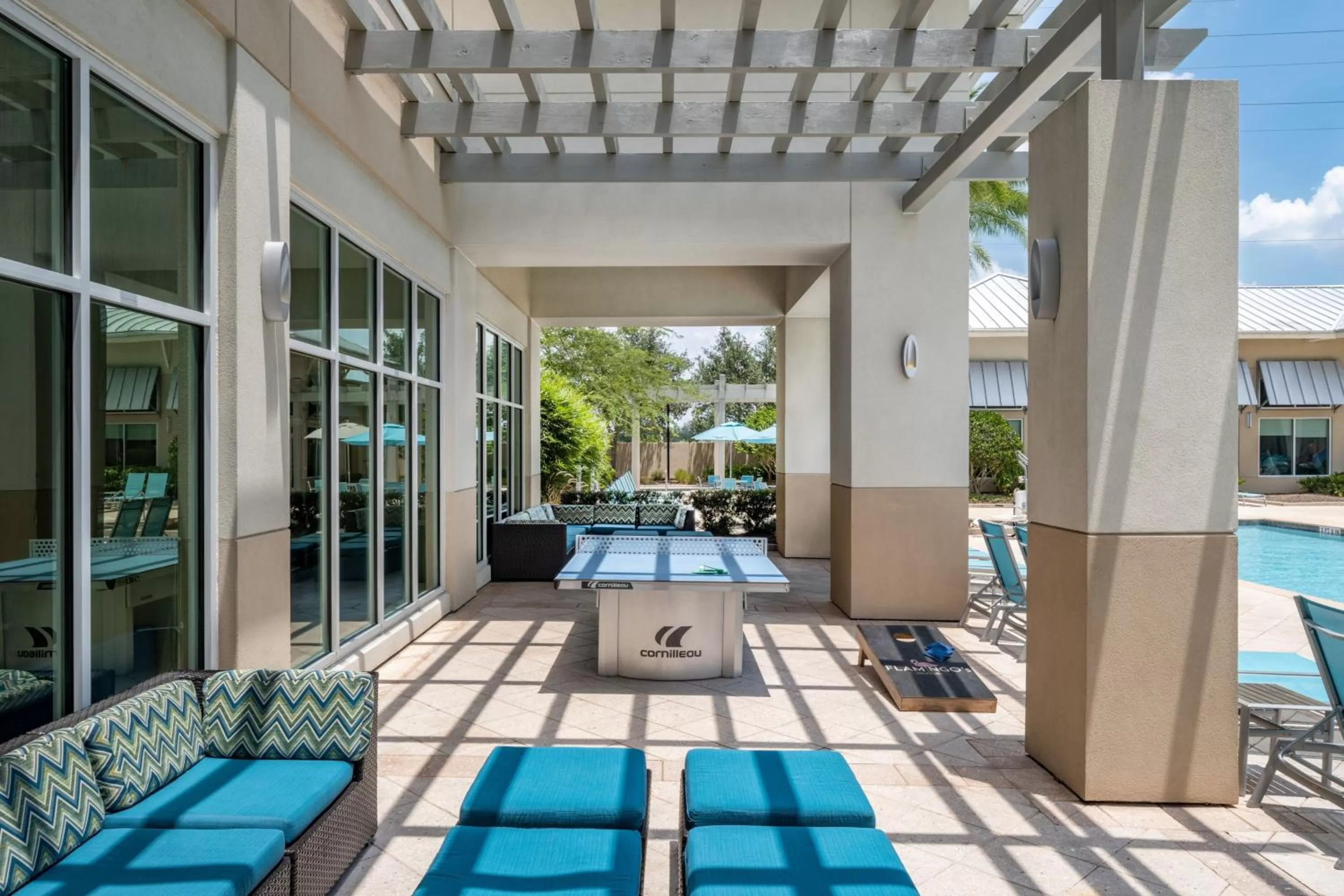 Area and facilities in TownePlace Suites Orlando at FLAMINGO CROSSINGS Town Center, Western Entrance