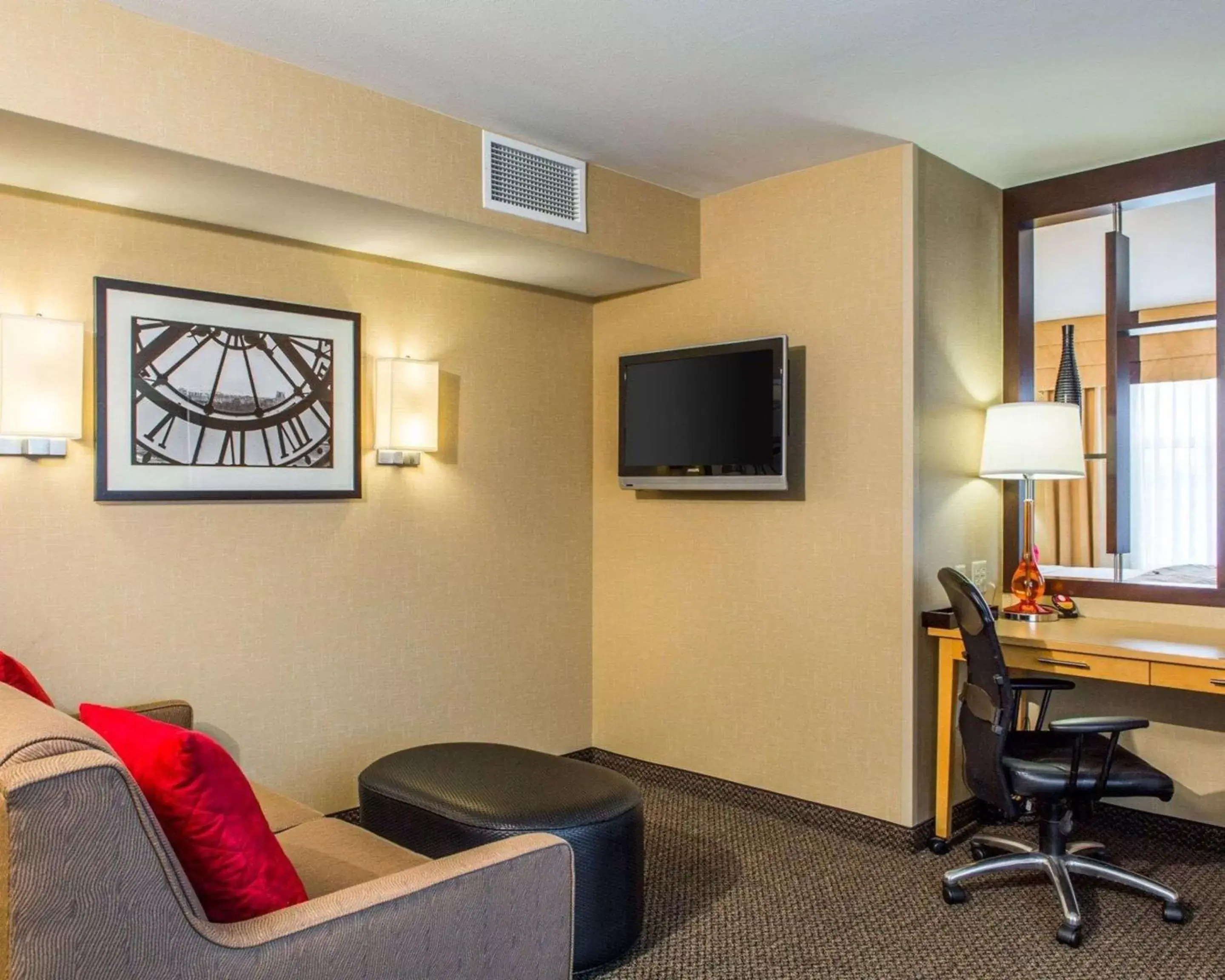 Photo of the whole room, TV/Entertainment Center in Cambria Hotel Appleton