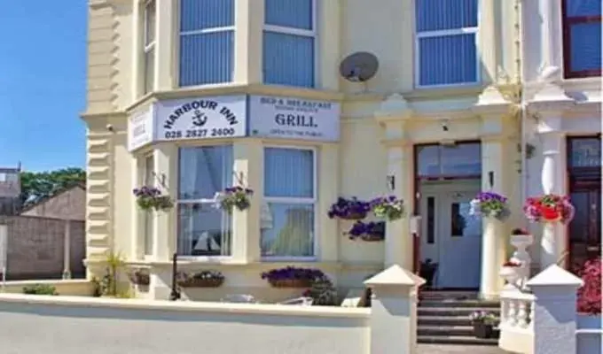 Property Building in The Harbour Inn B&B Larne