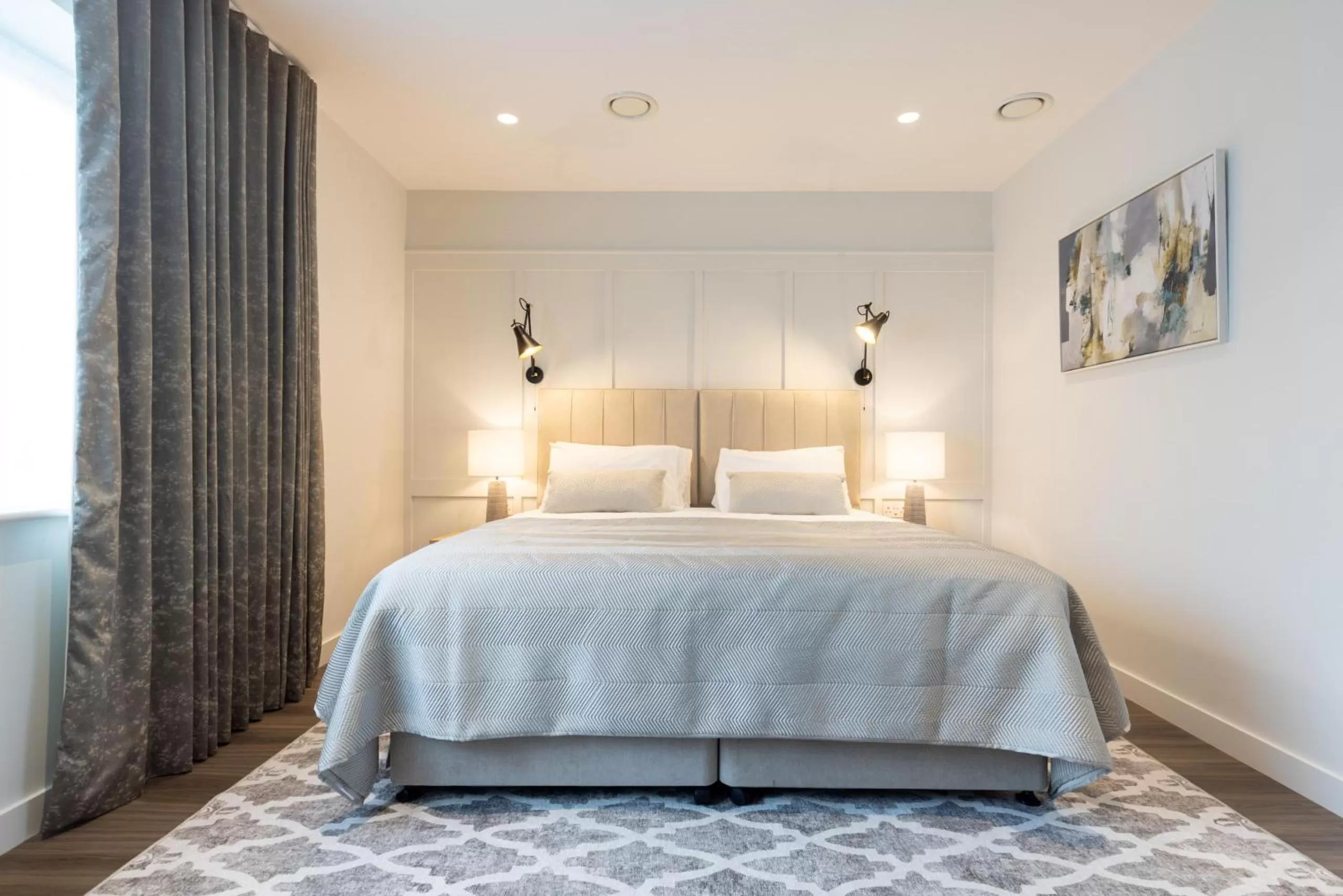 Bedroom, Bed in The Kingswood