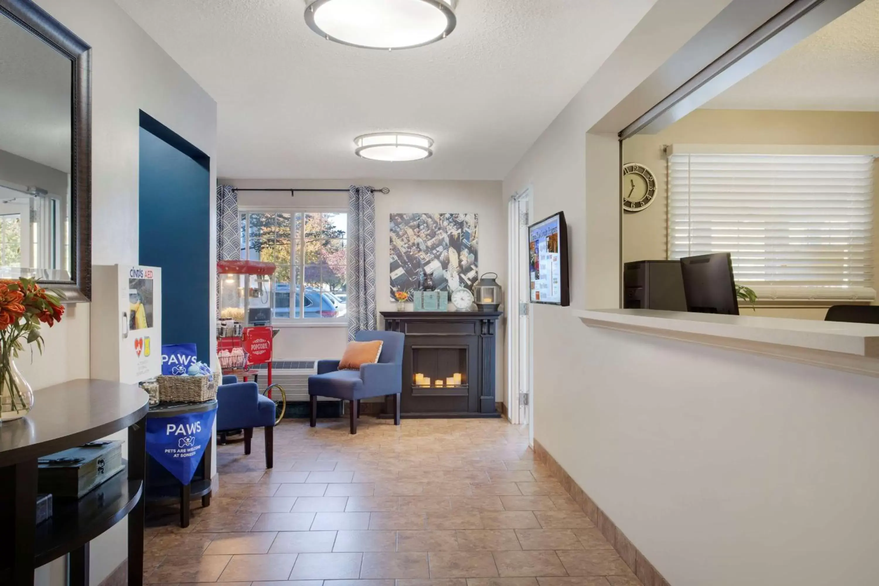 Lobby or reception in Sonesta Simply Suites Somerset Lobby or reception in Sonesta Simply Suites Somerset