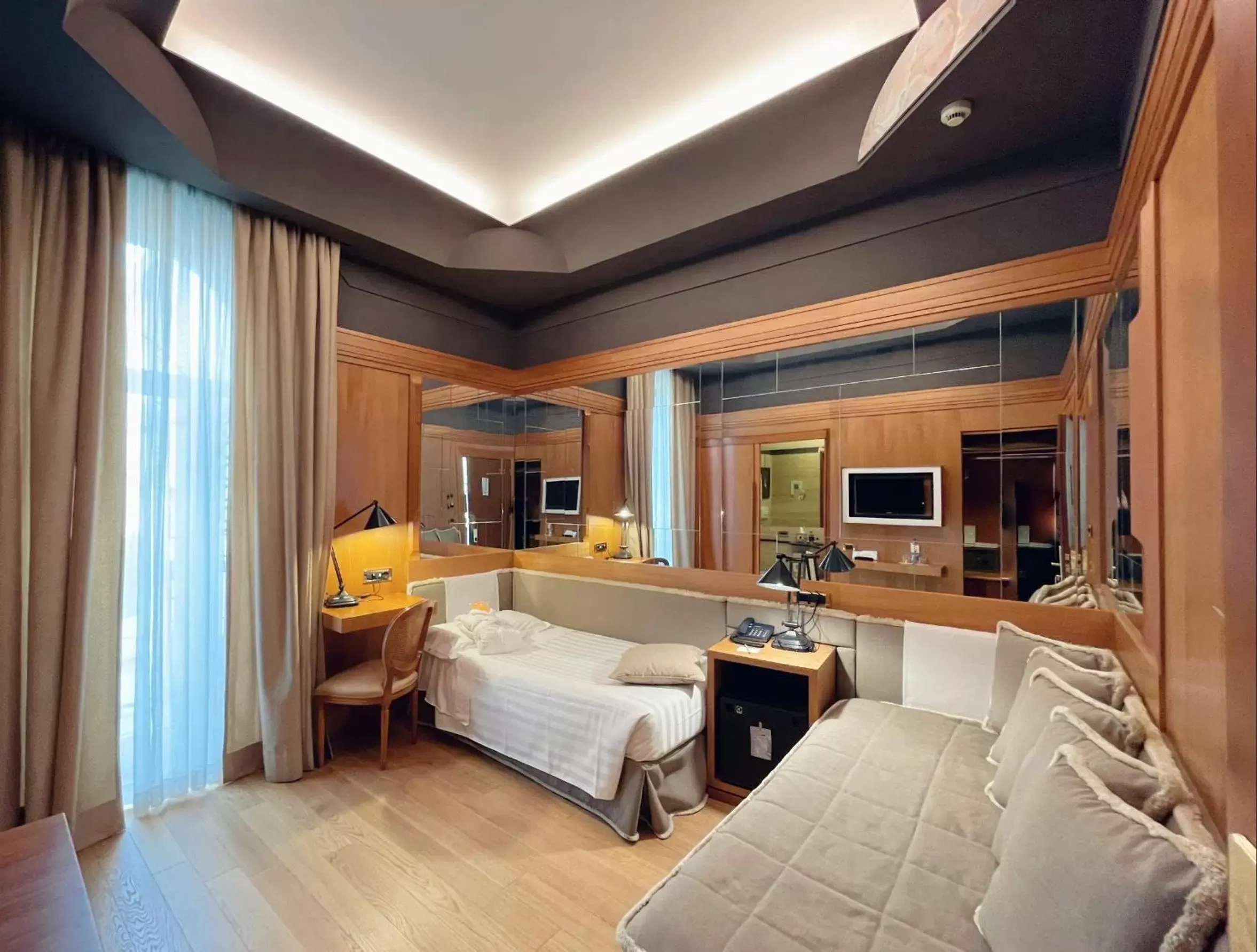 Bedroom in Hotel Isa