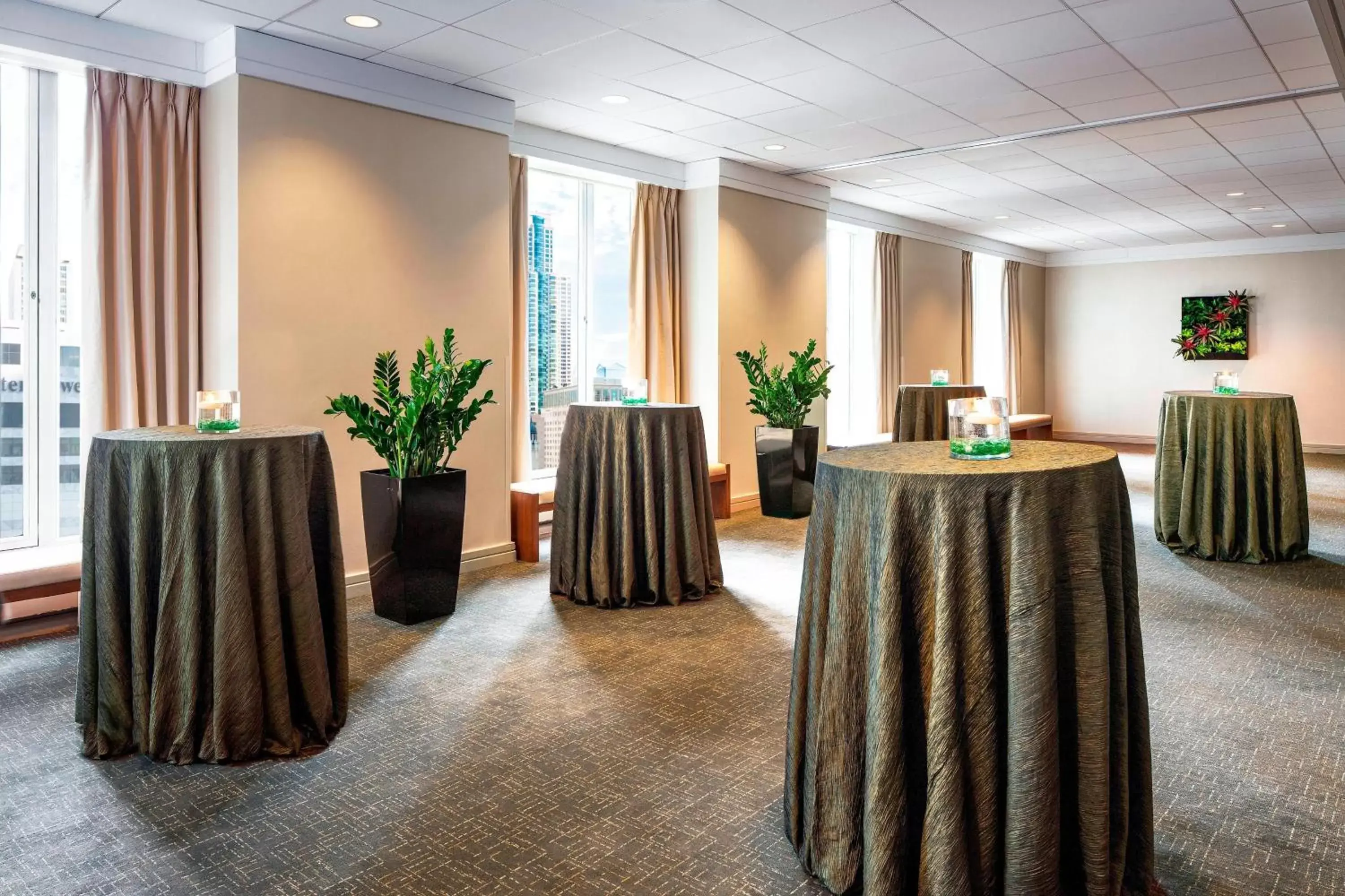 Meeting/conference room, Banquet Facilities in The Westin Michigan Avenue Chicago