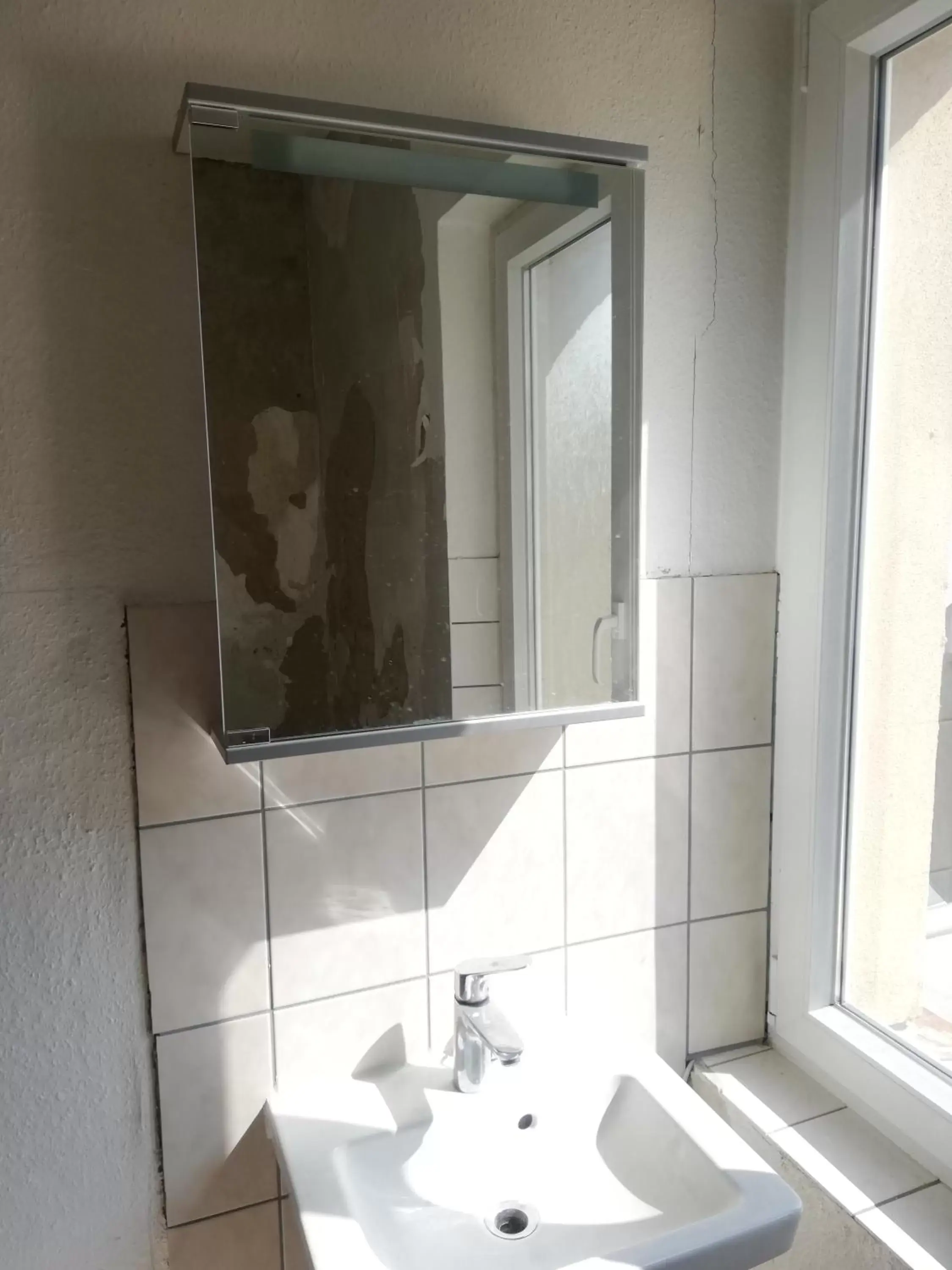 Single Room with Shared Bathroom - single occupancy in Gastehaus Heigeleshof