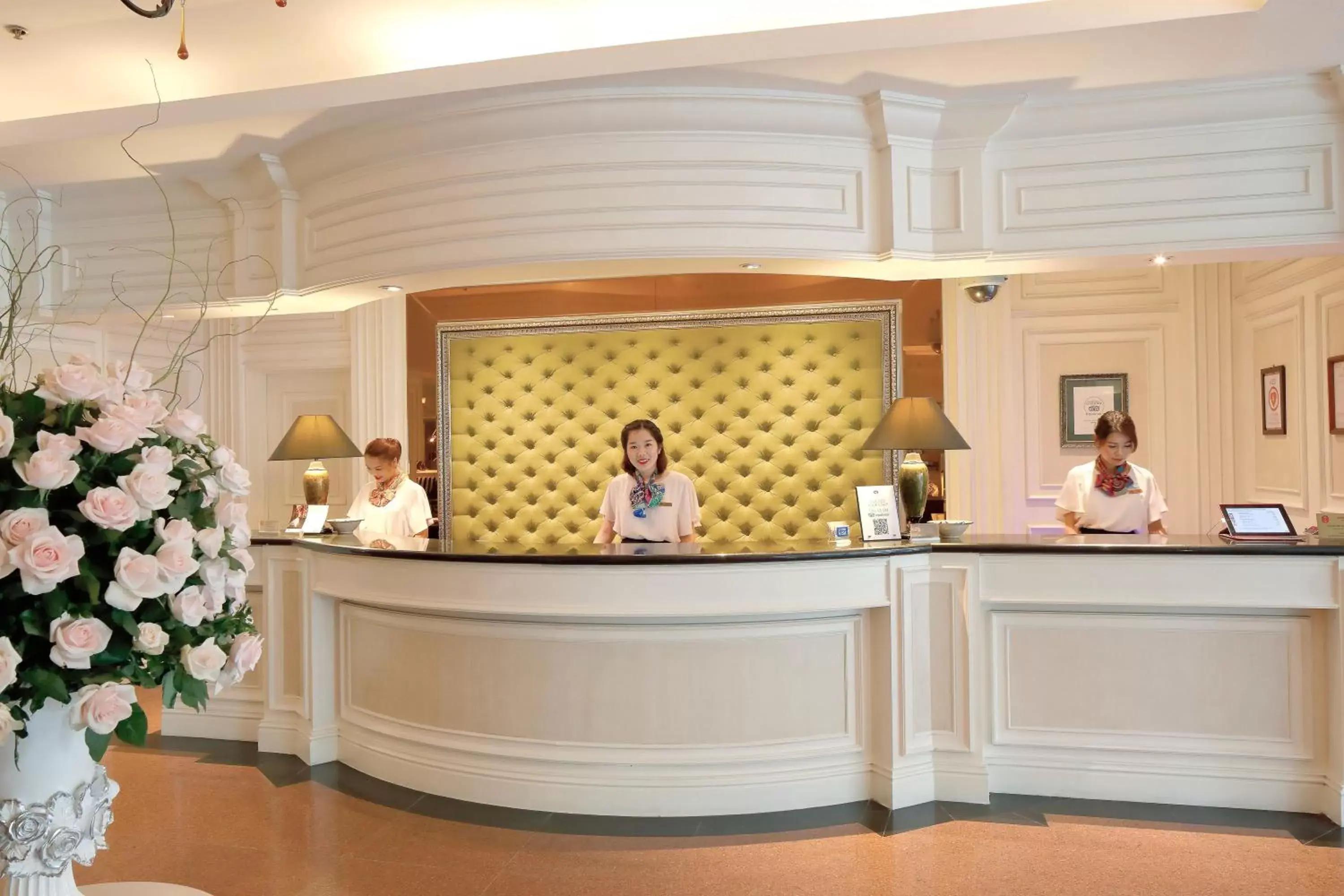 Staff, Lobby/Reception in Sunway Hotel Hanoi