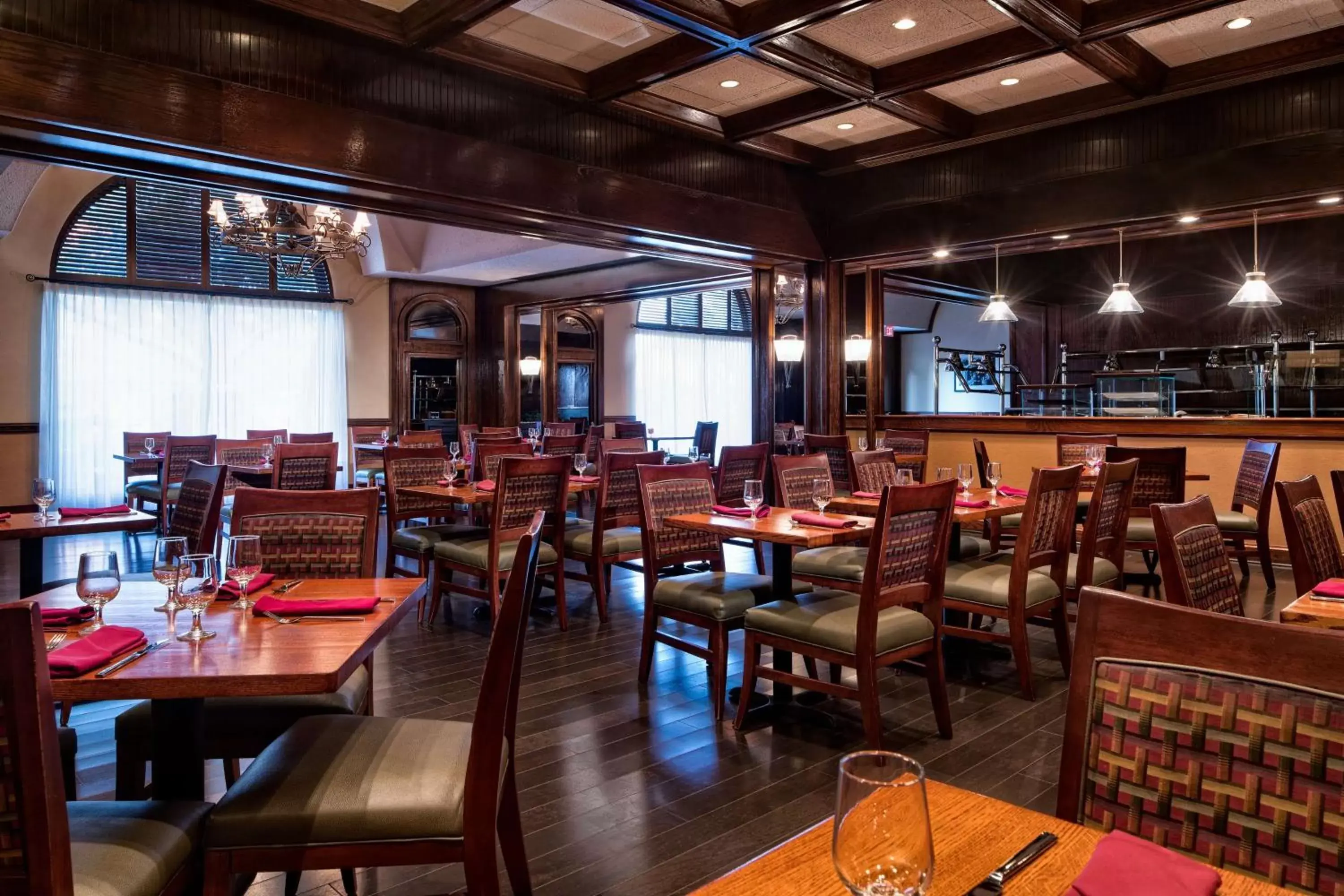 Restaurant/Places to Eat in DoubleTree by Hilton Philadelphia Airport