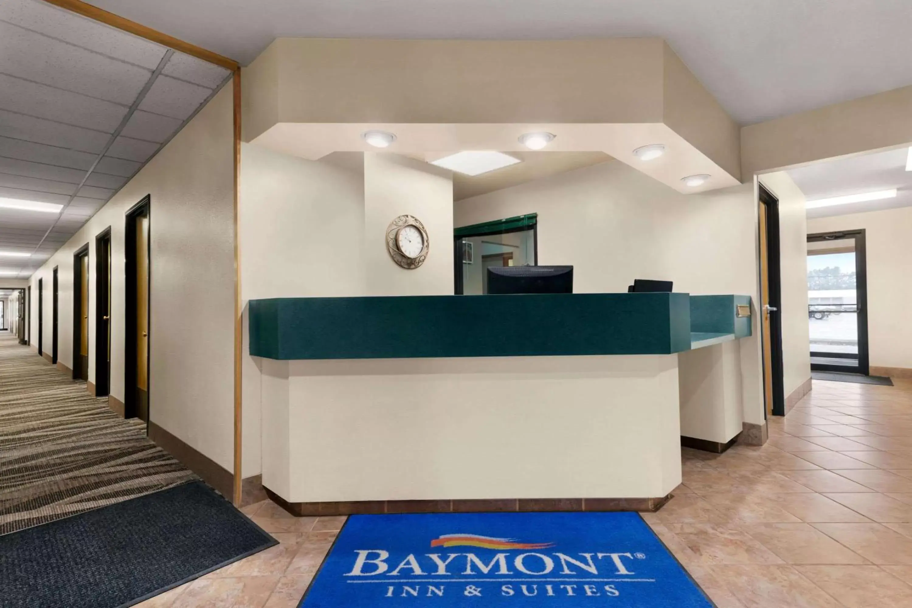 Lobby or reception, Lobby/Reception in Baymont by Wyndham Sioux Falls North I-29 and Russell Street