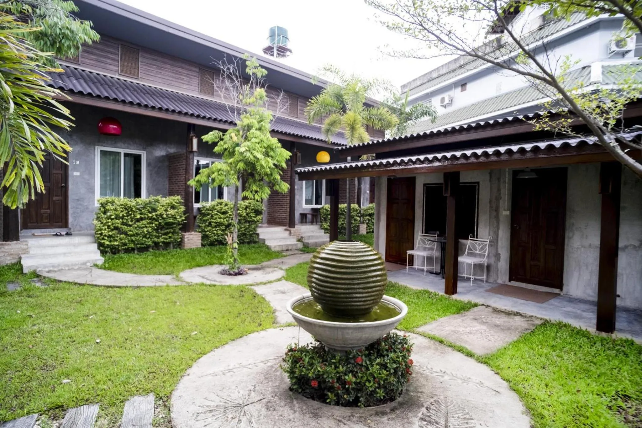 Property building in Home Inn Pai Garden