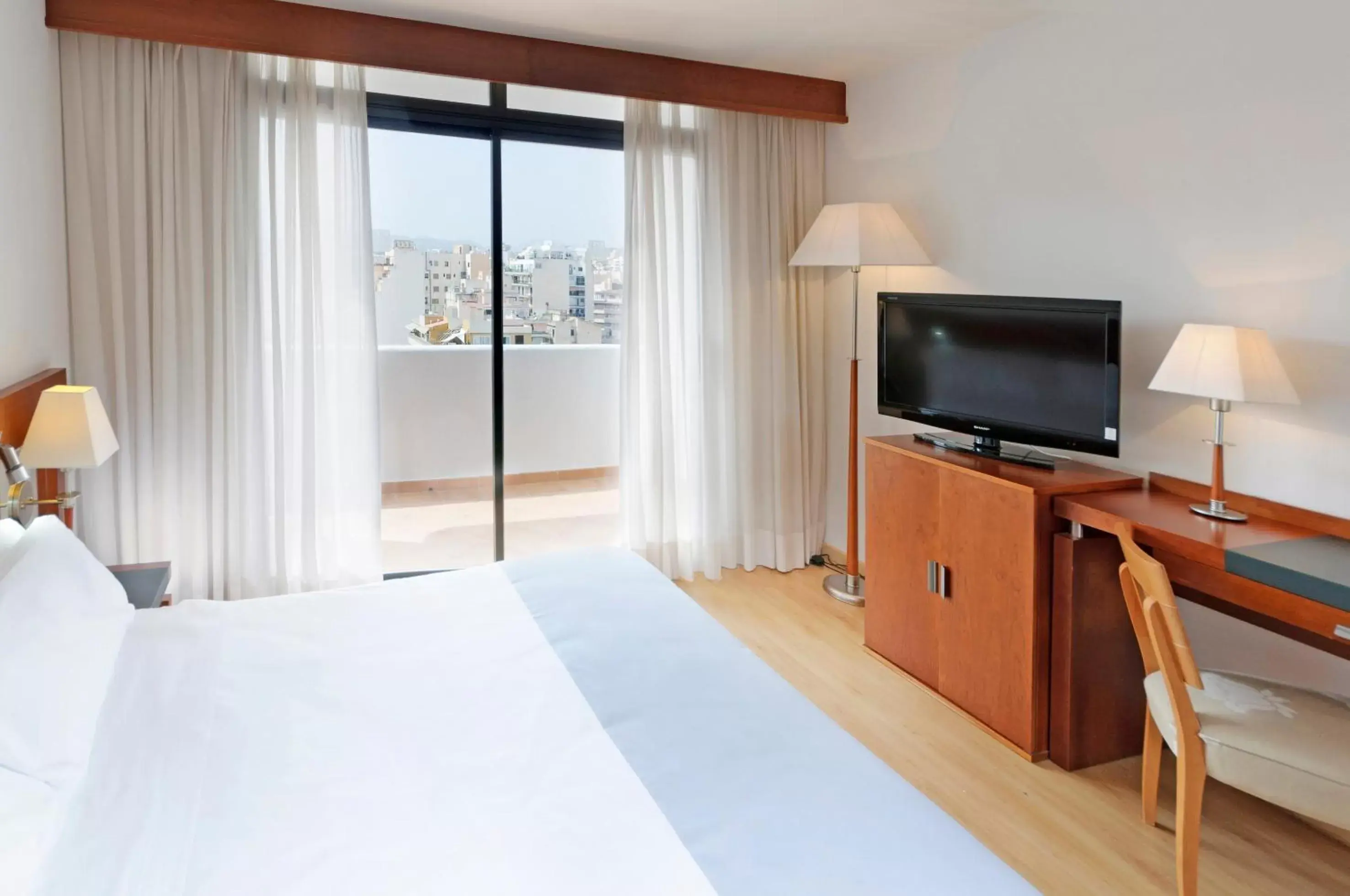 TV and multimedia, Bed in Hotel Palma Bellver , Affiliated by Meliá