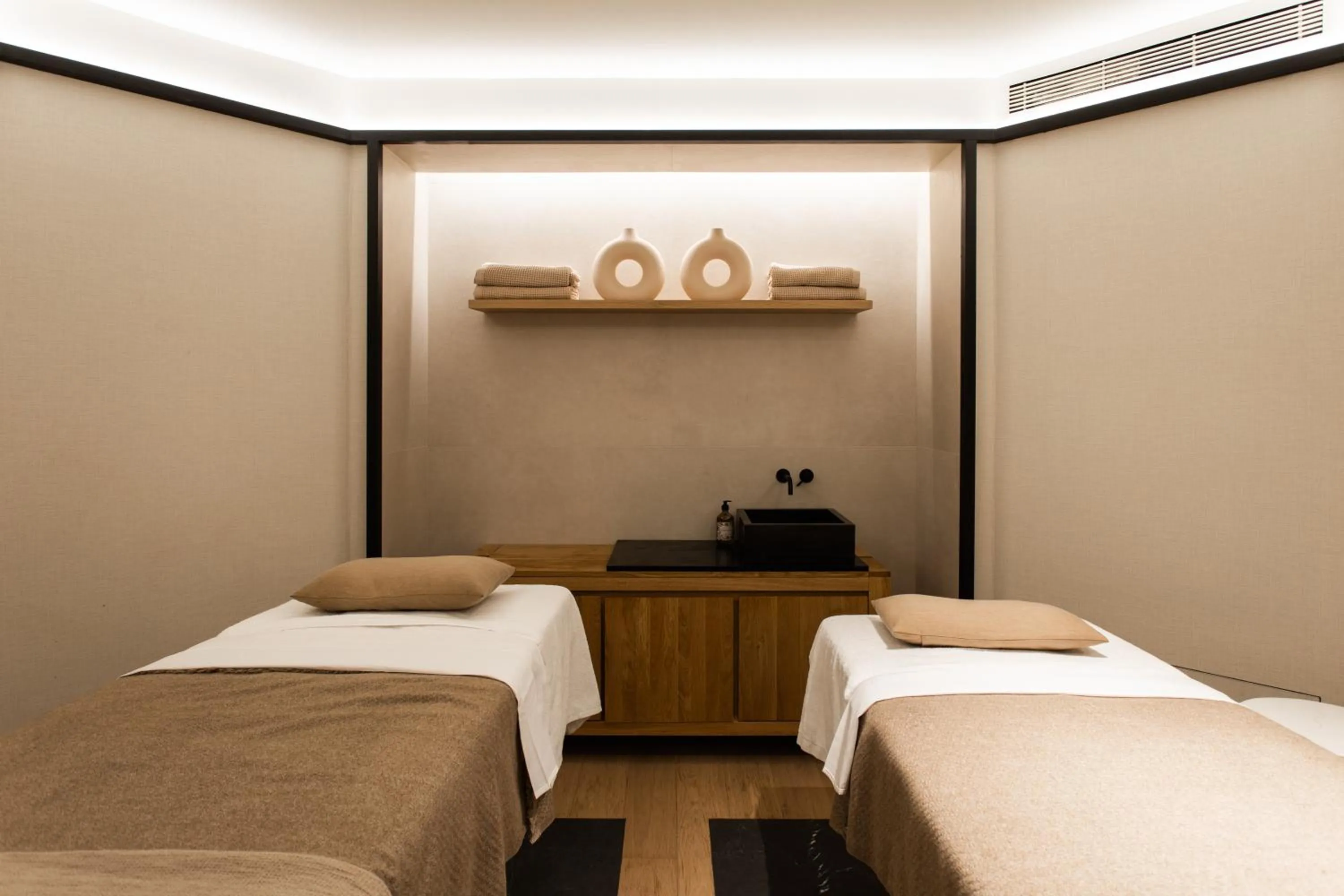 Spa and wellness centre/facilities, Bed in BLESS Hotel Madrid - The Leading Hotels of the World