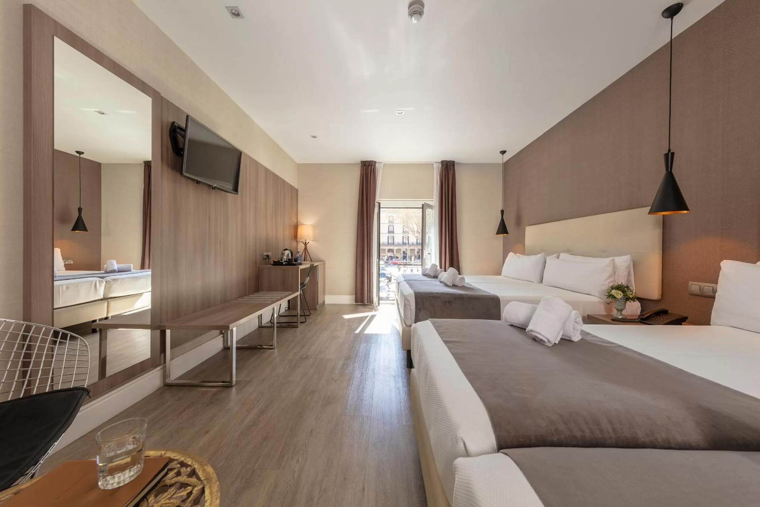 Photo of the whole room, Bed in Hotel Oasis