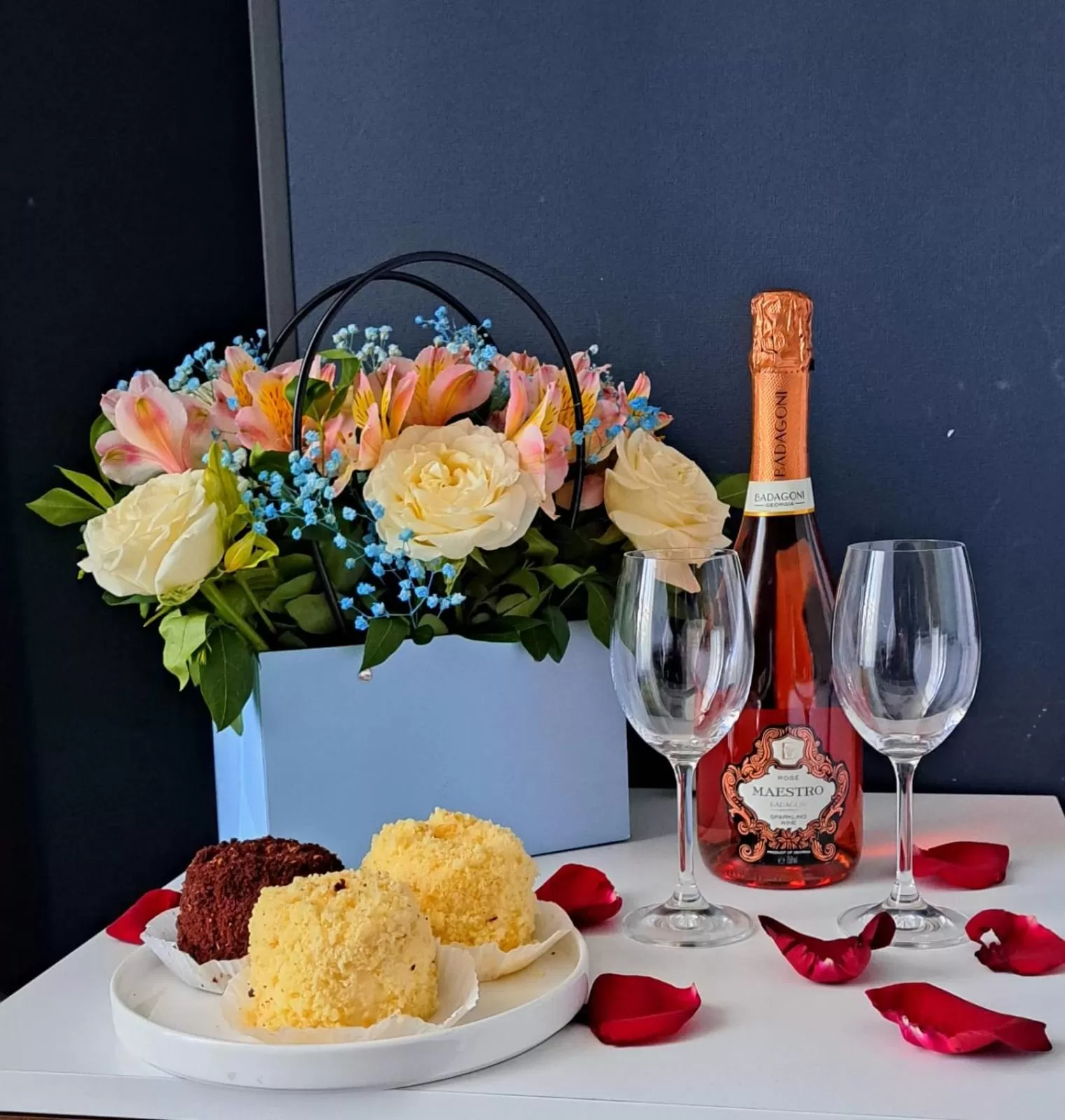 Food and drinks in Bricks Hotel